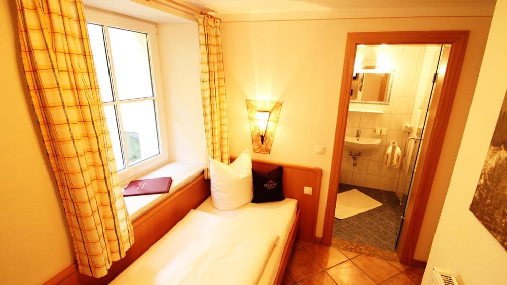 Single Room photo 1