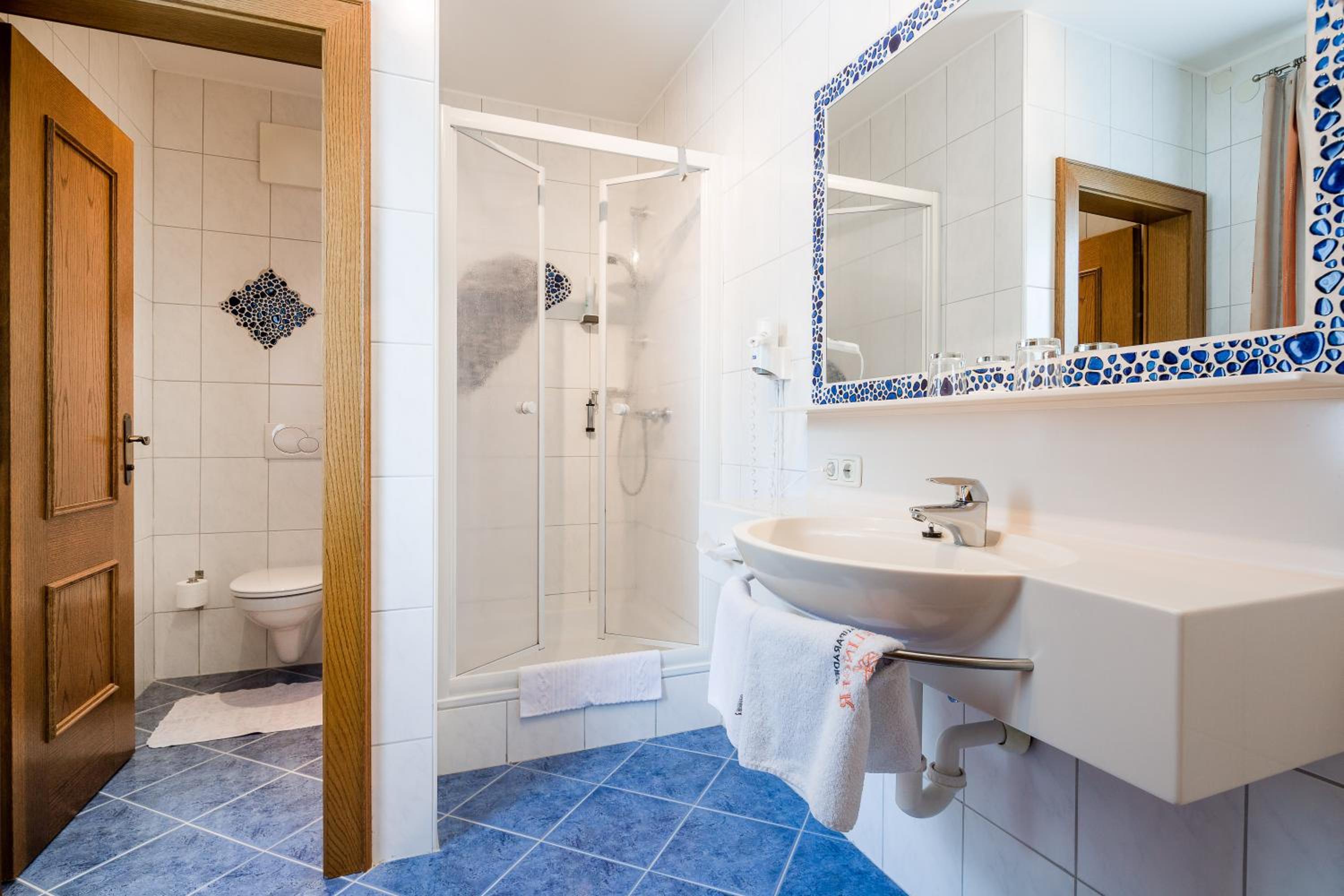 Standard Triple Room photo 3
