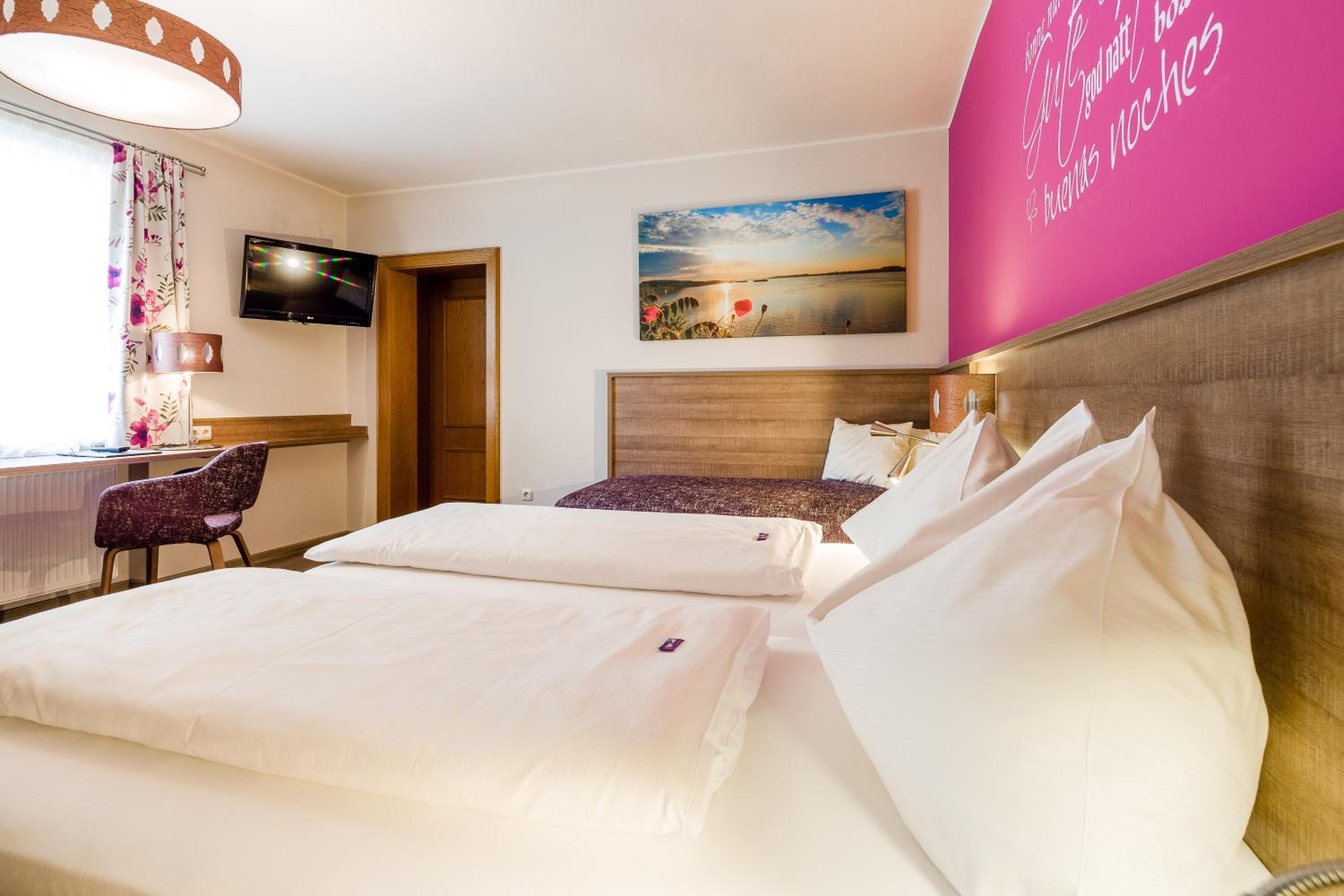 Standard Triple Room photo 2