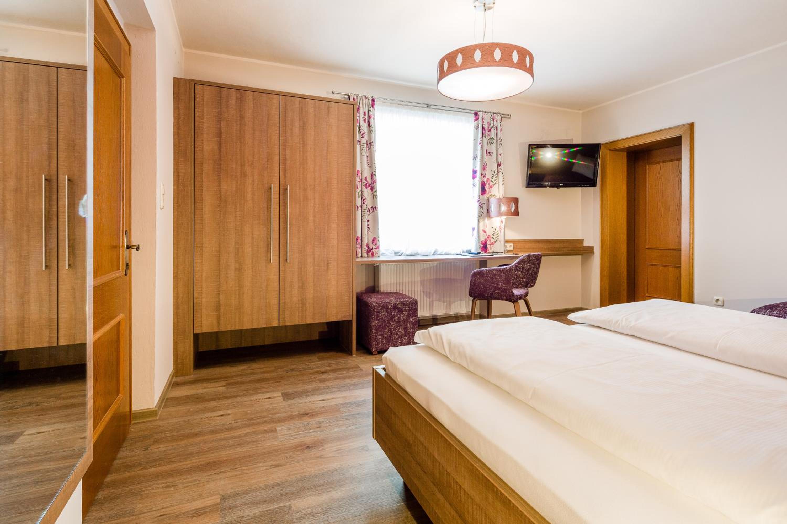 Standard Triple Room photo 1