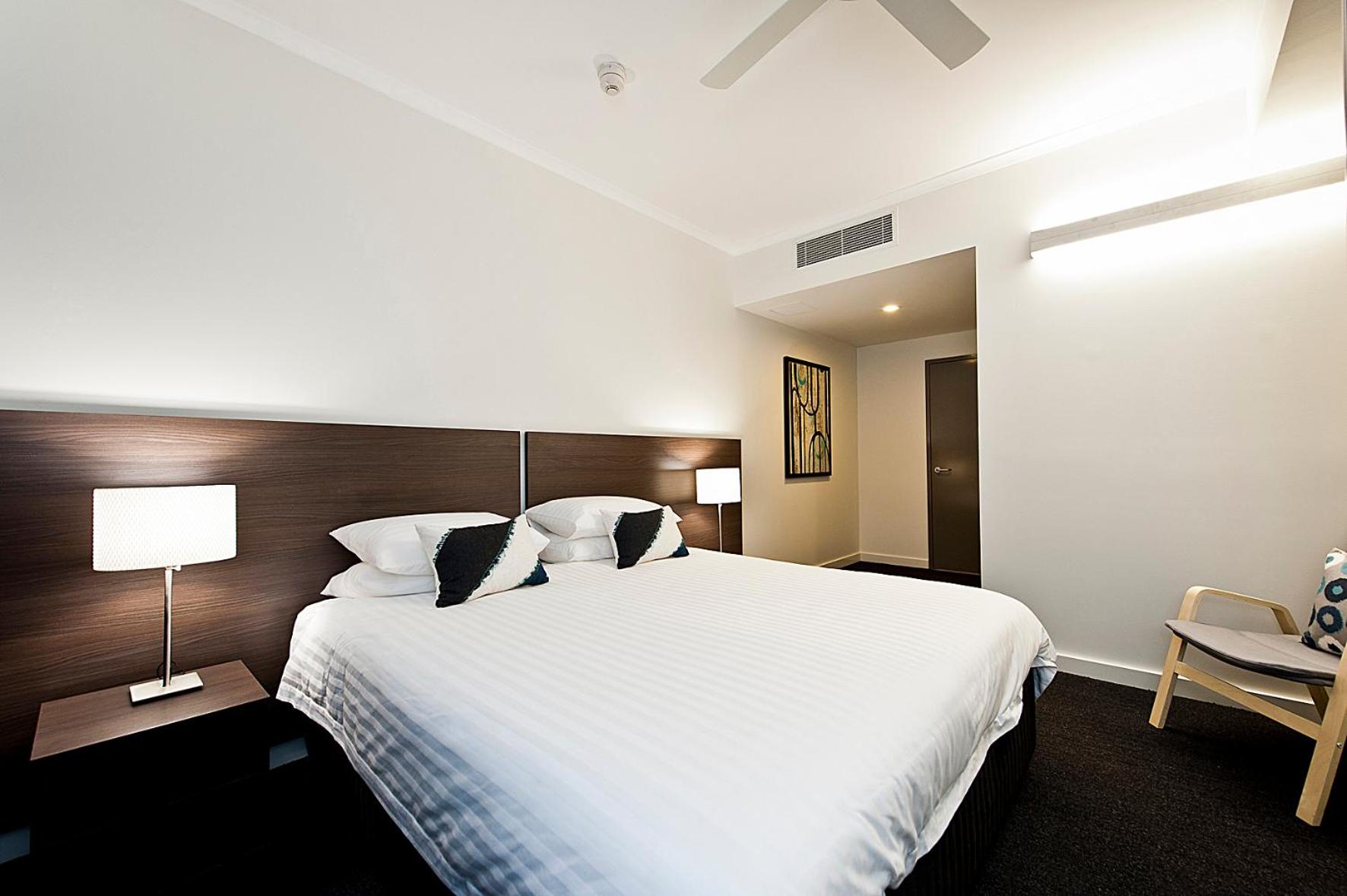 Premium One-Bedroom Apartment photo 2