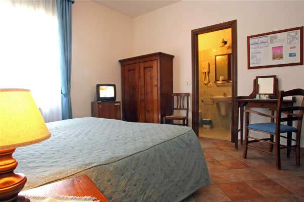 Standard Triple Room photo 1