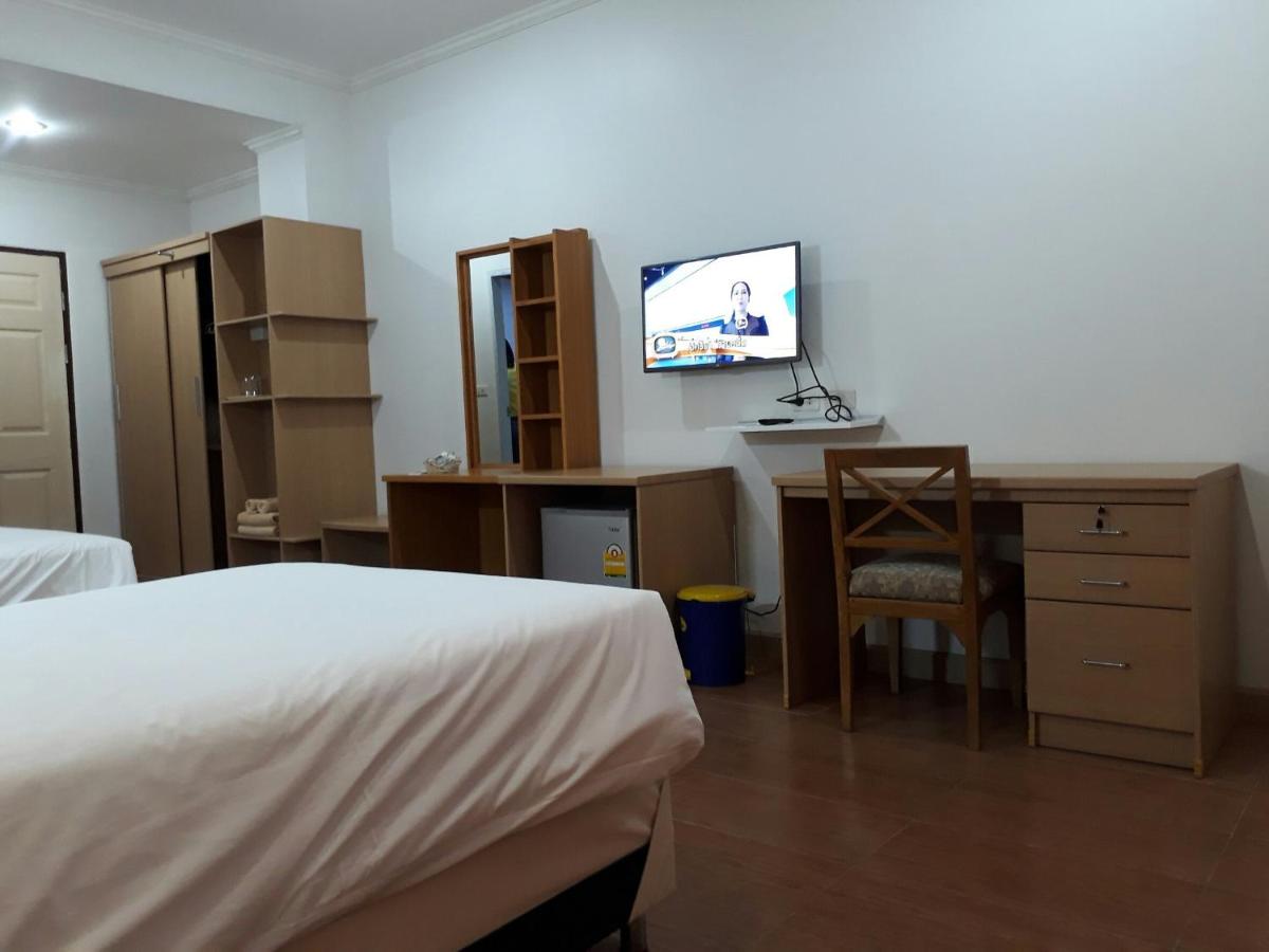Economy Twin Room photo 1