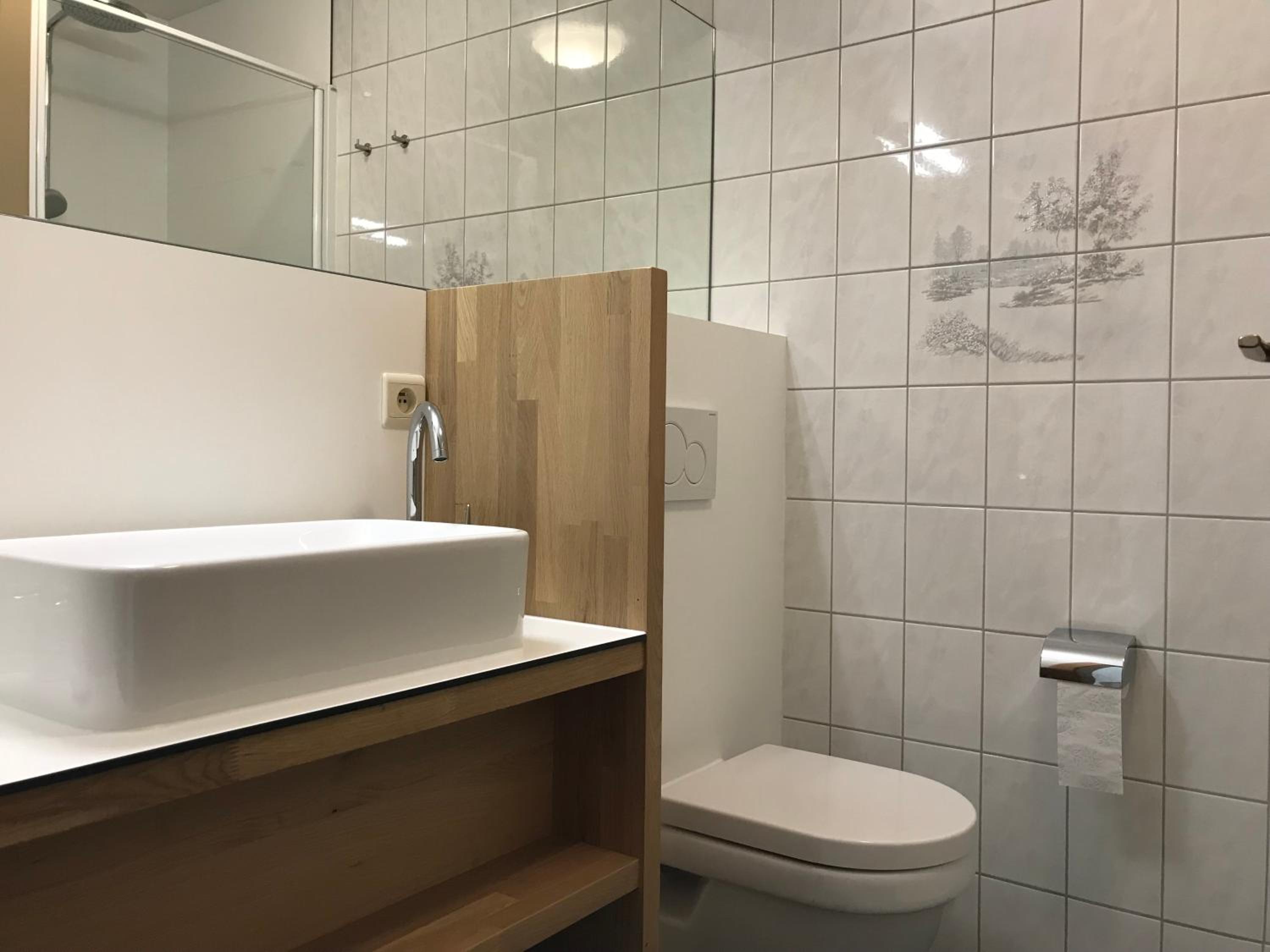 Double Room with Shower photo 2