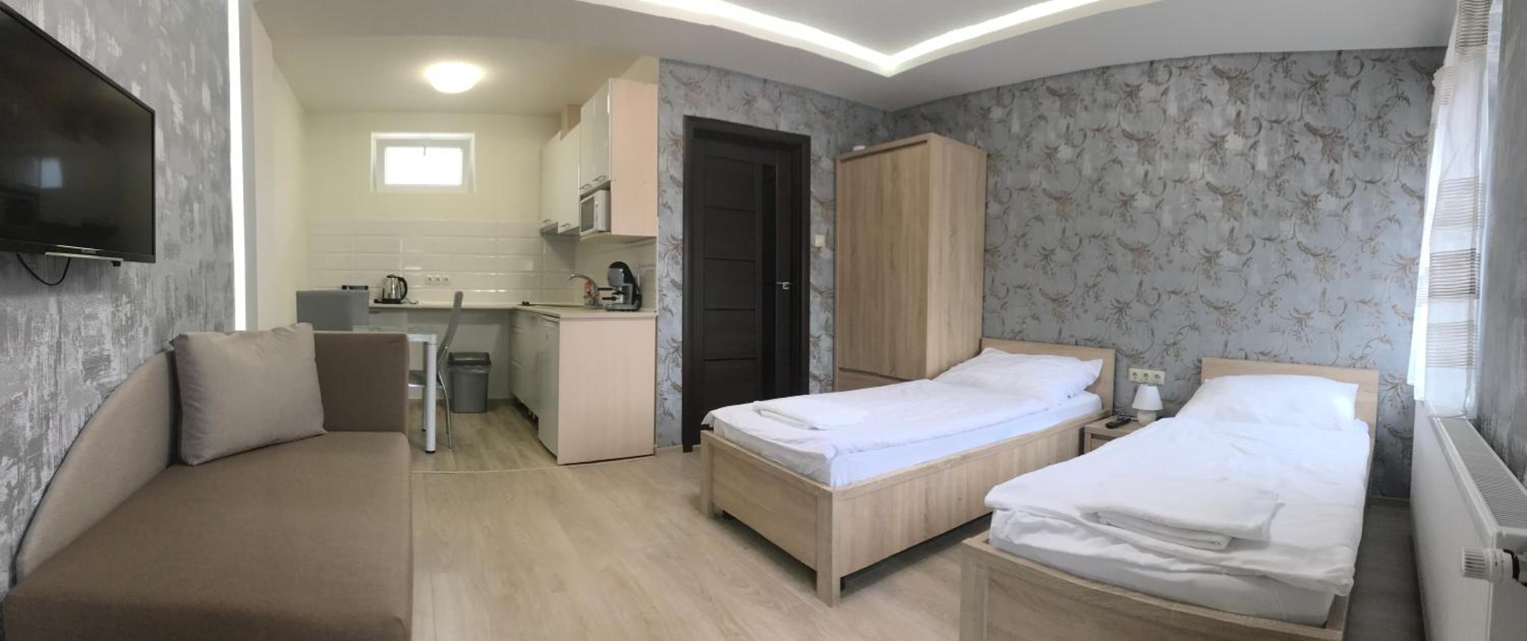 Deluxe Triple Room photo 1