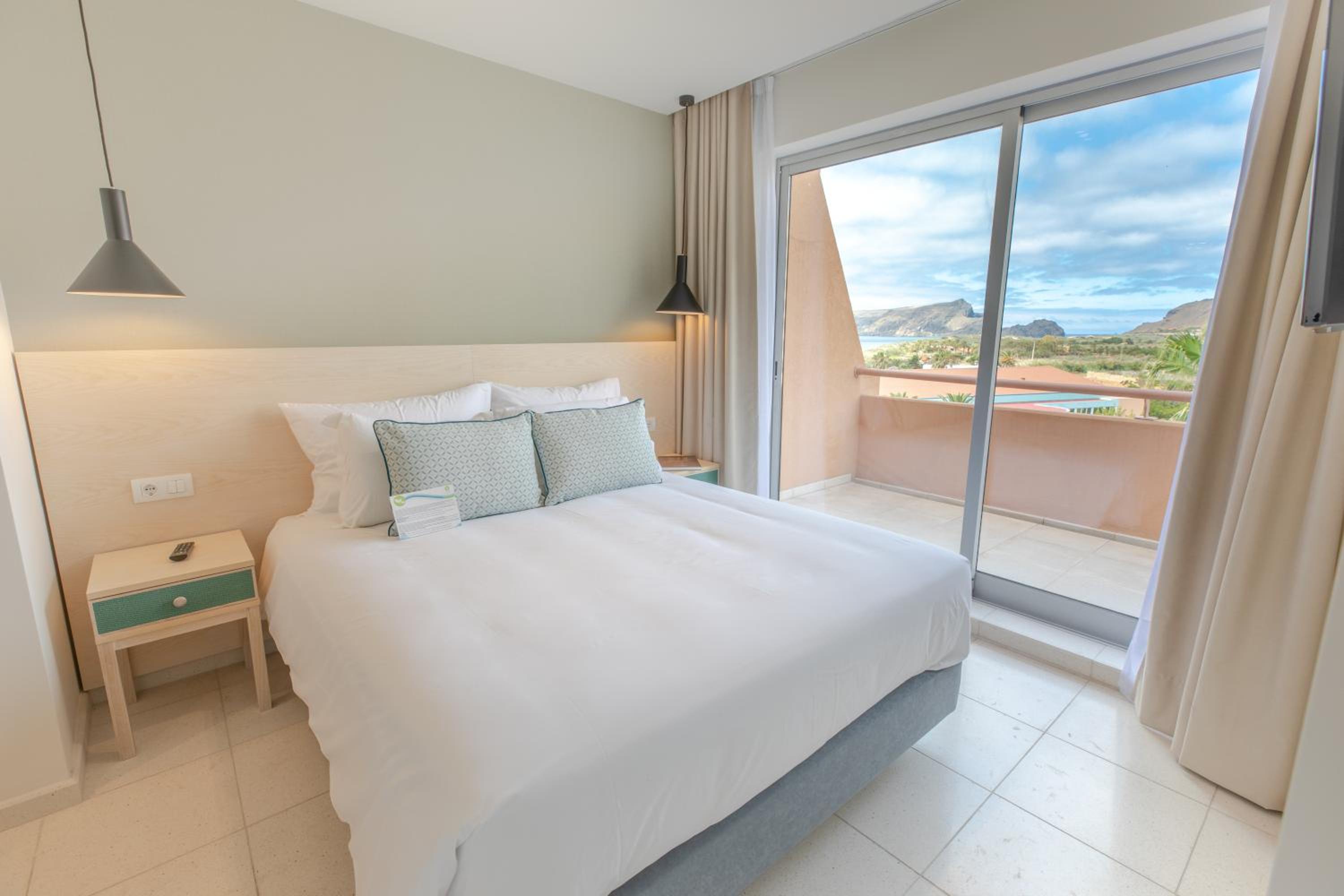 Two-Bedroom Apartment with Sea View photo 1