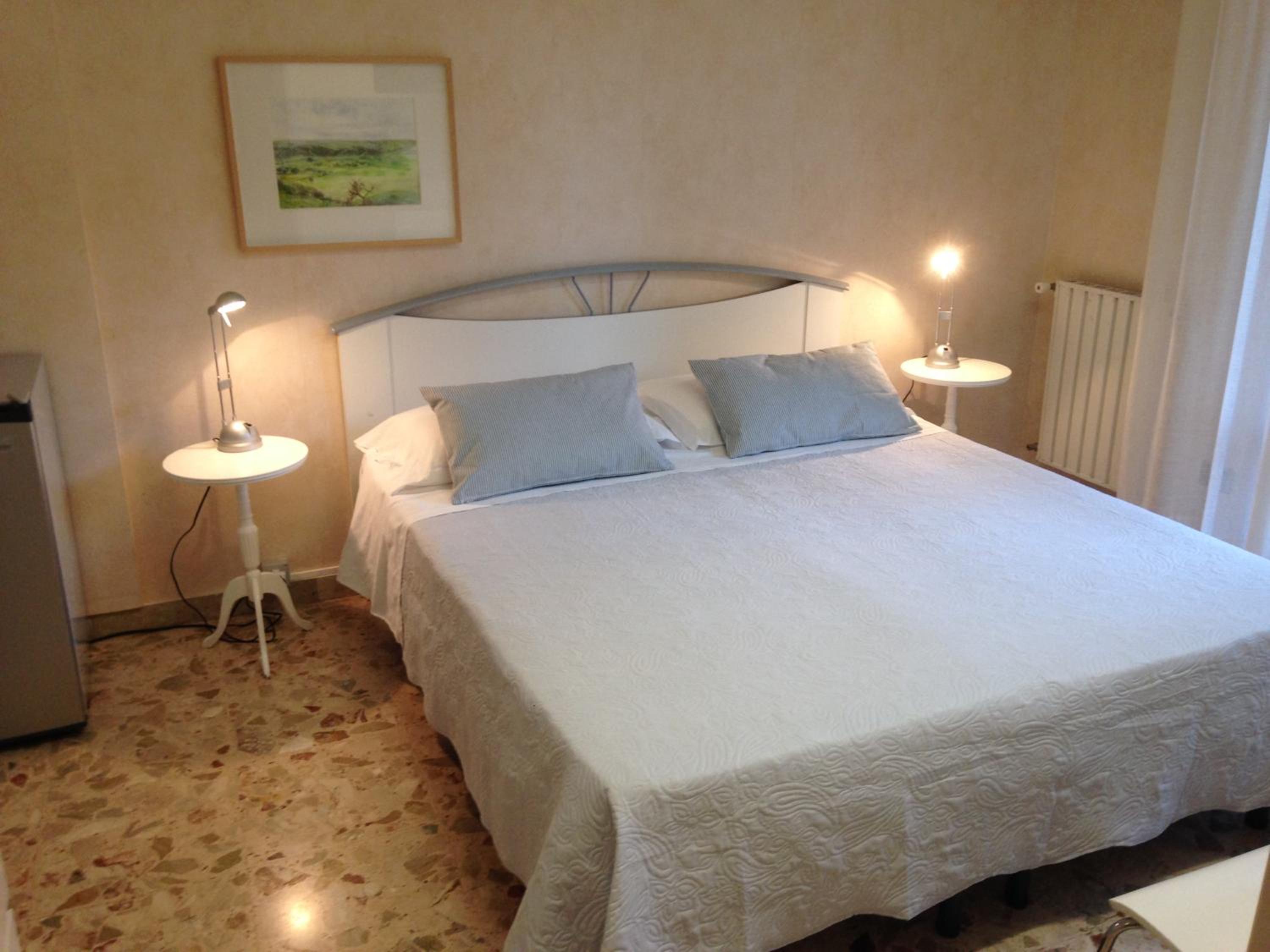 Double/Twin Room - Photo 14