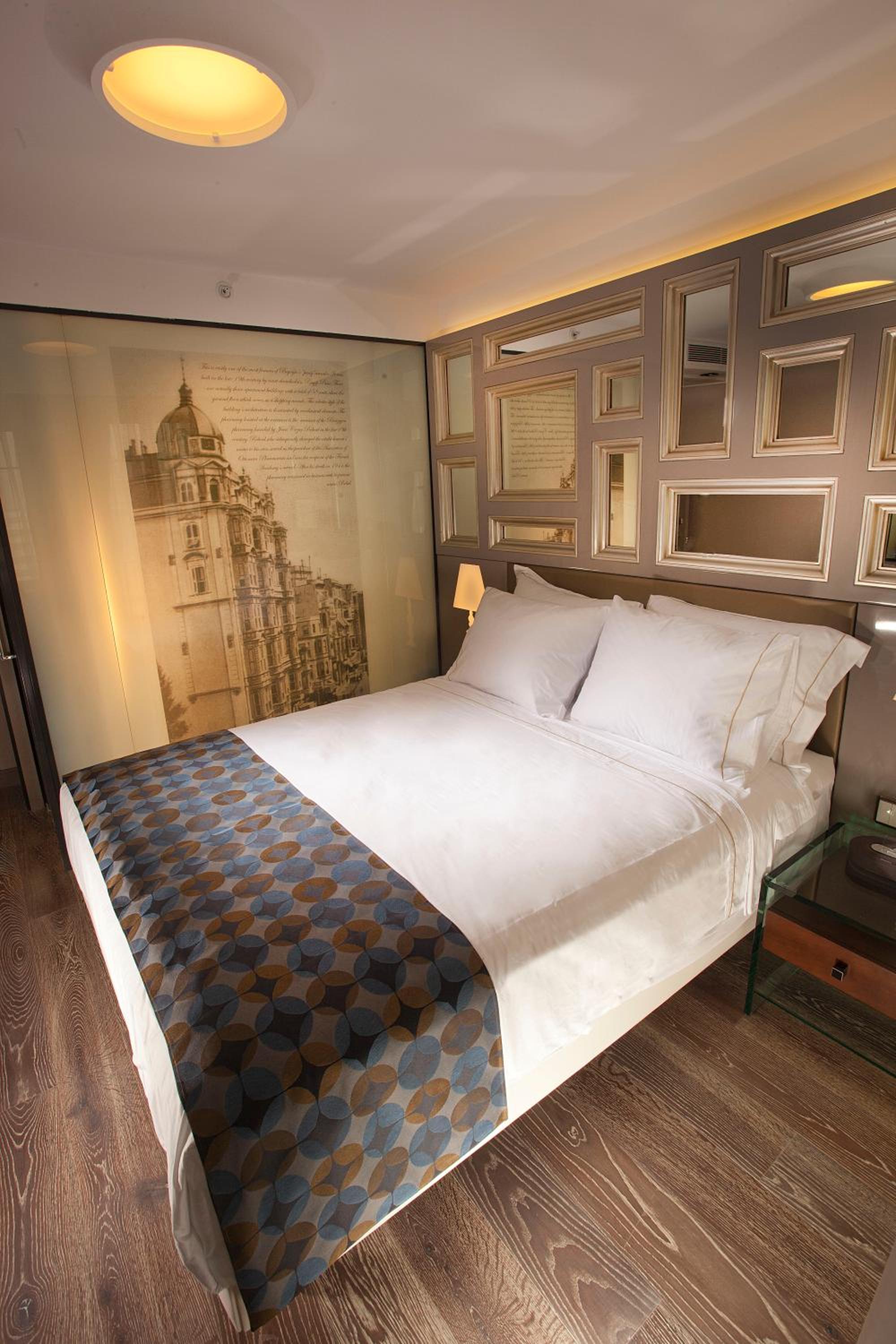 Standard Double or Twin Room photo 1