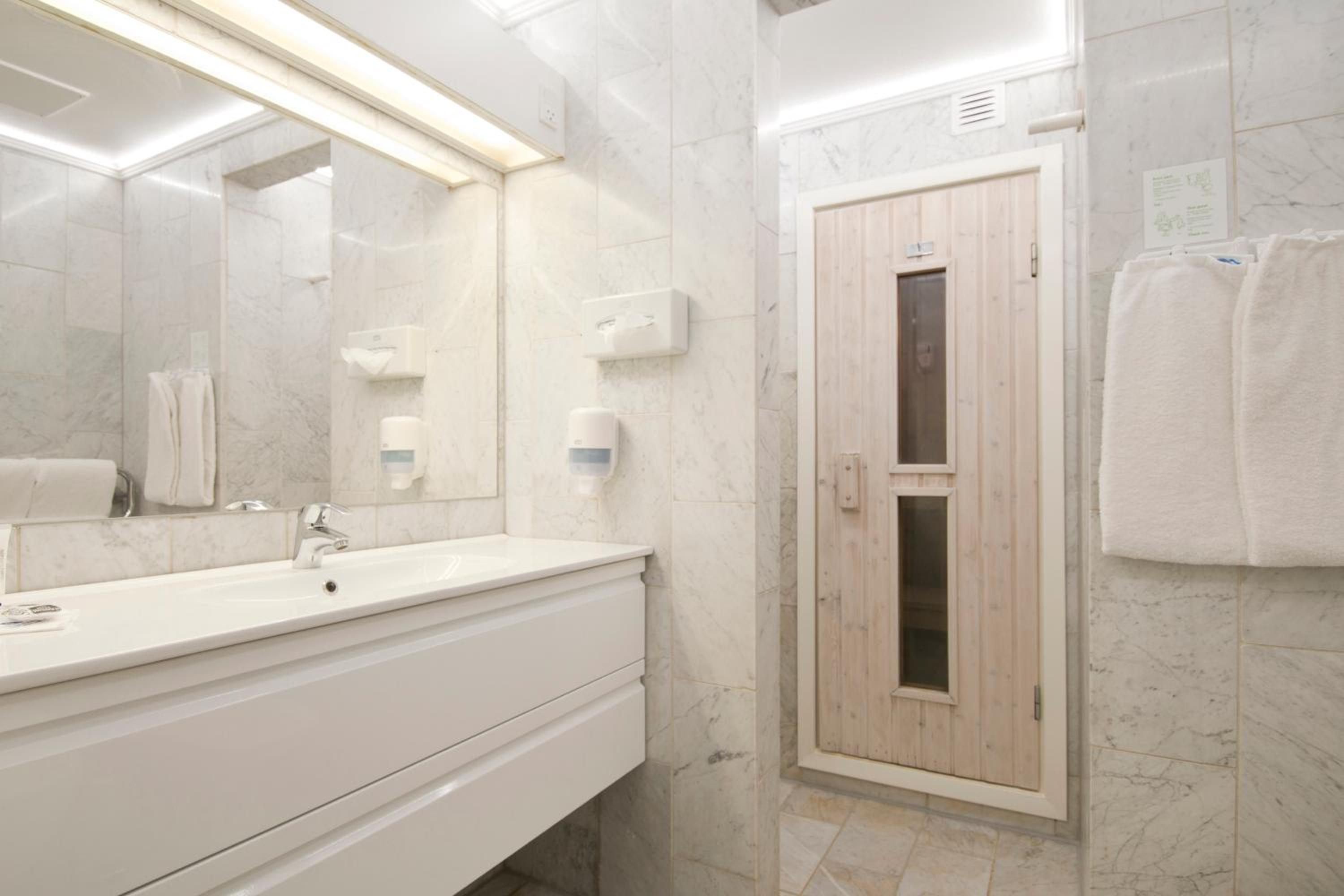Superior Double Room - Photo 5