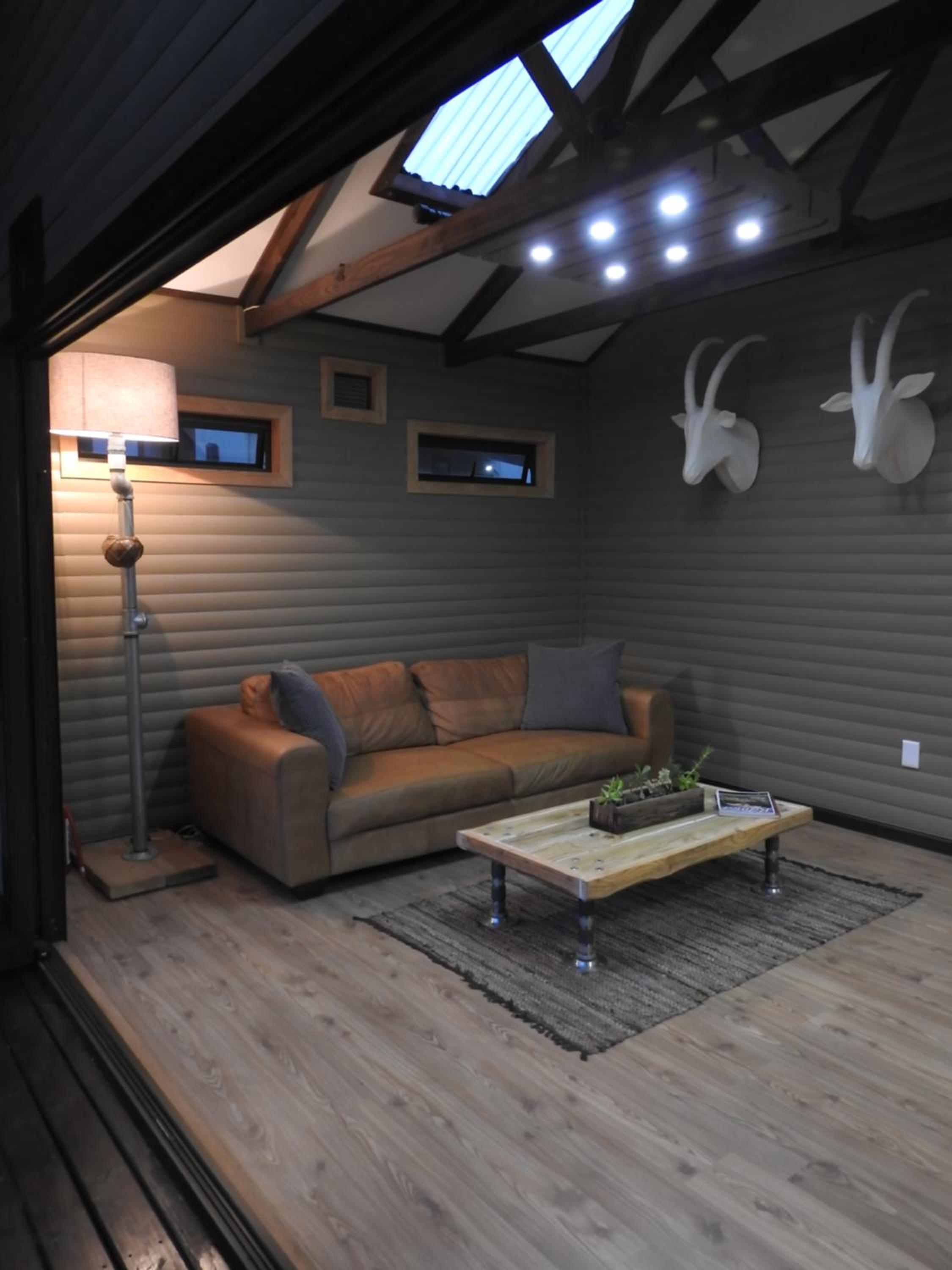 Two-Bedroom Cottage - Photo 20