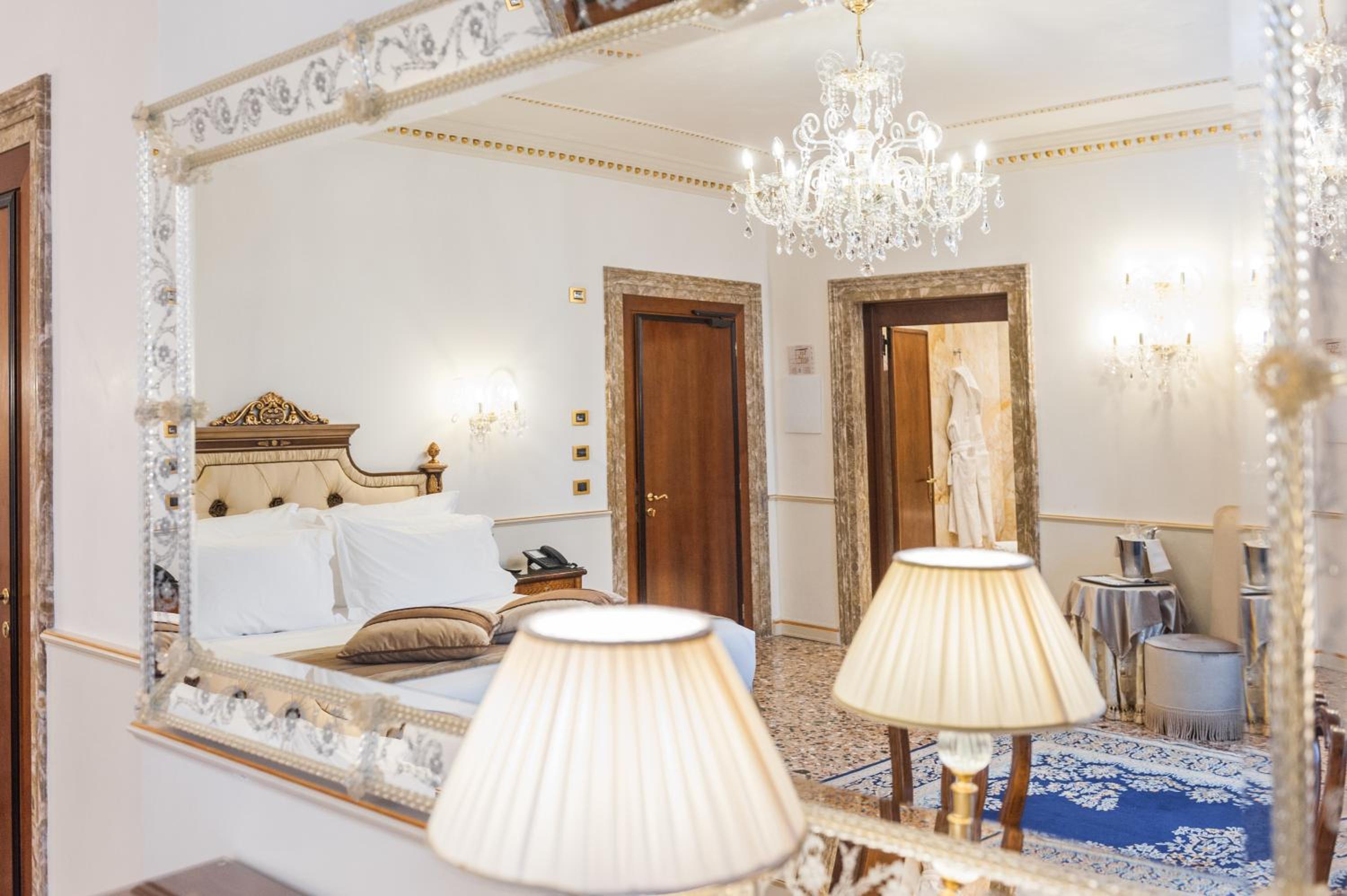 Junior Suite - Photo 2