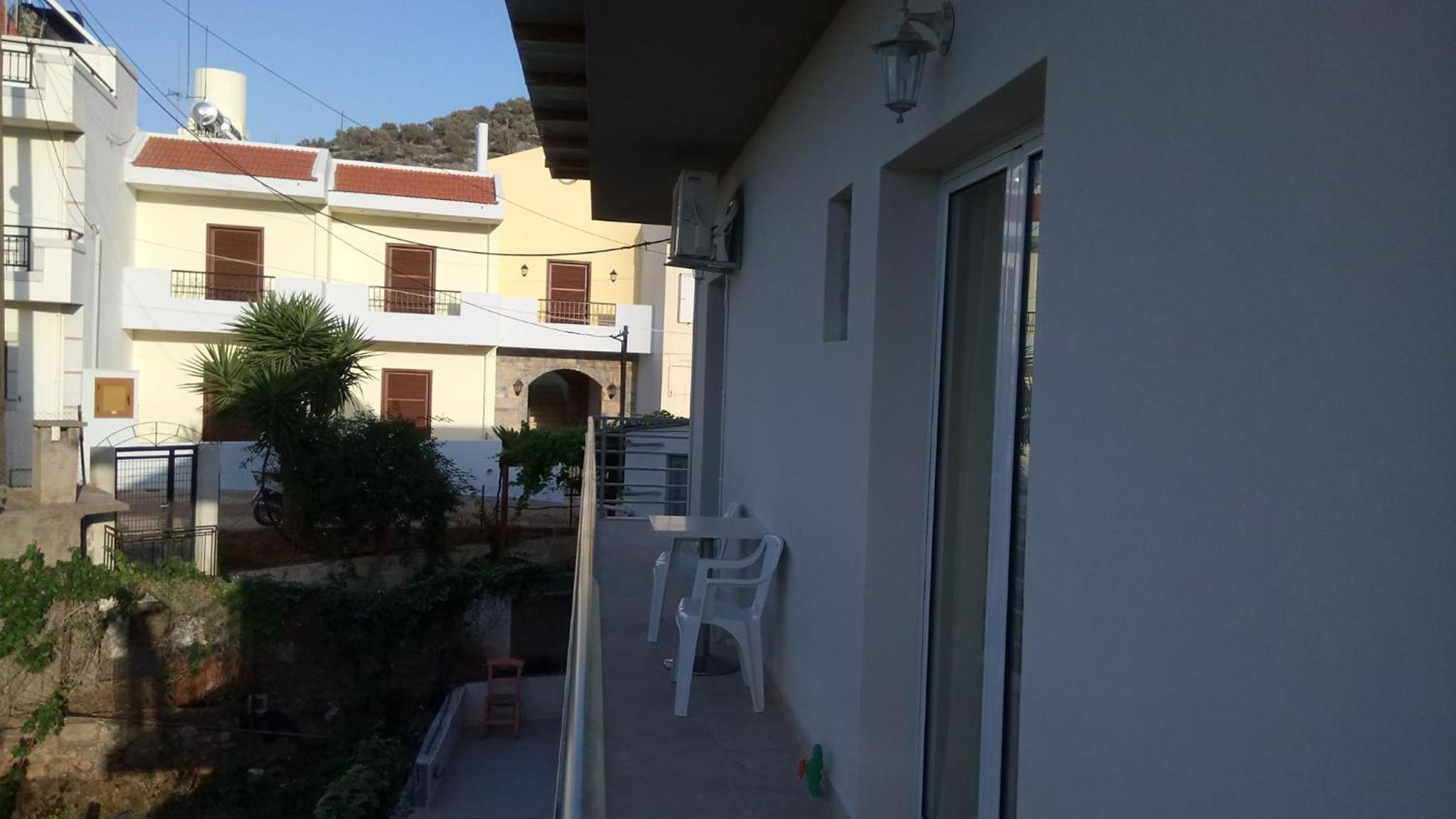 Apartment - Split Level - Photo 19