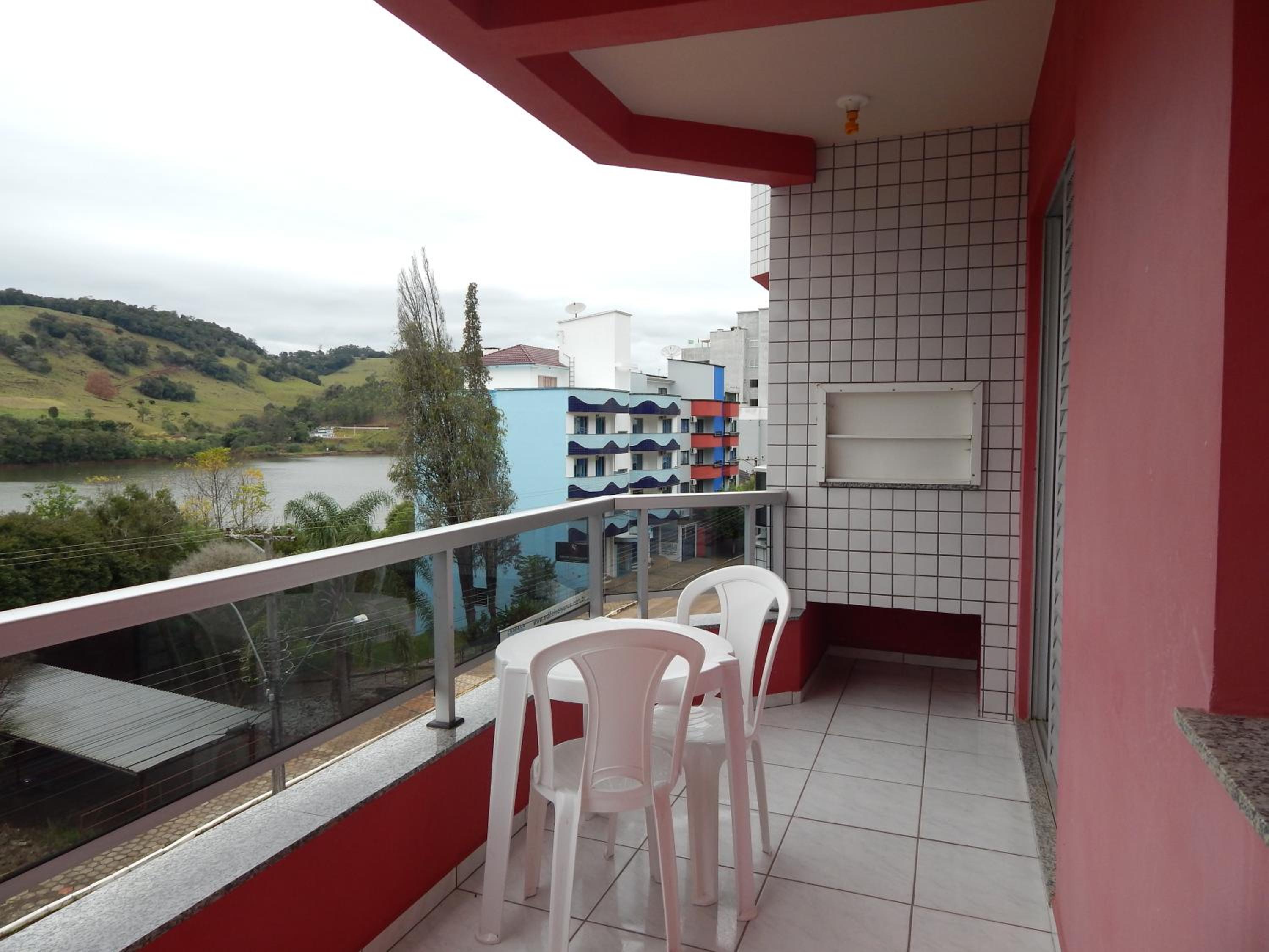 Apartment with Balcony - Photo 4