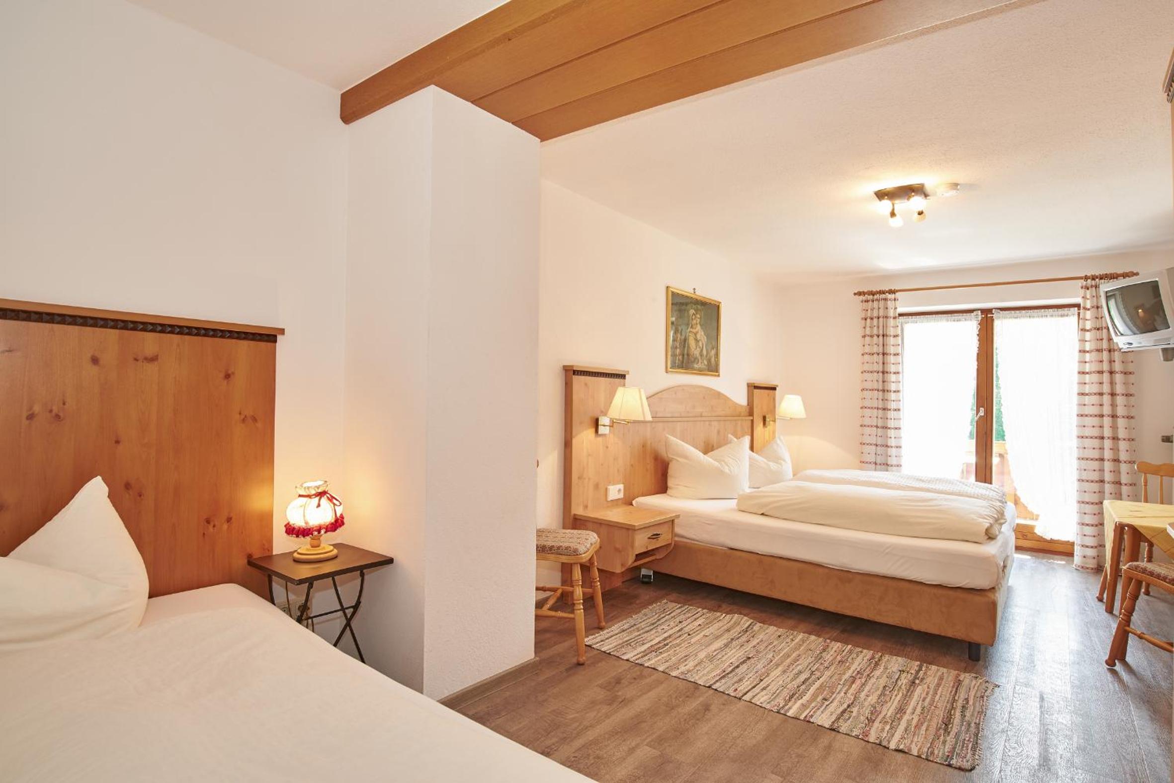 Comfort Triple Room with Balcony photo 3