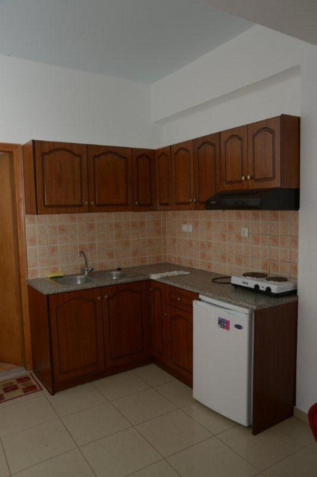 One-Bedroom Apartment (2 Adults + 2 Children) photo 2