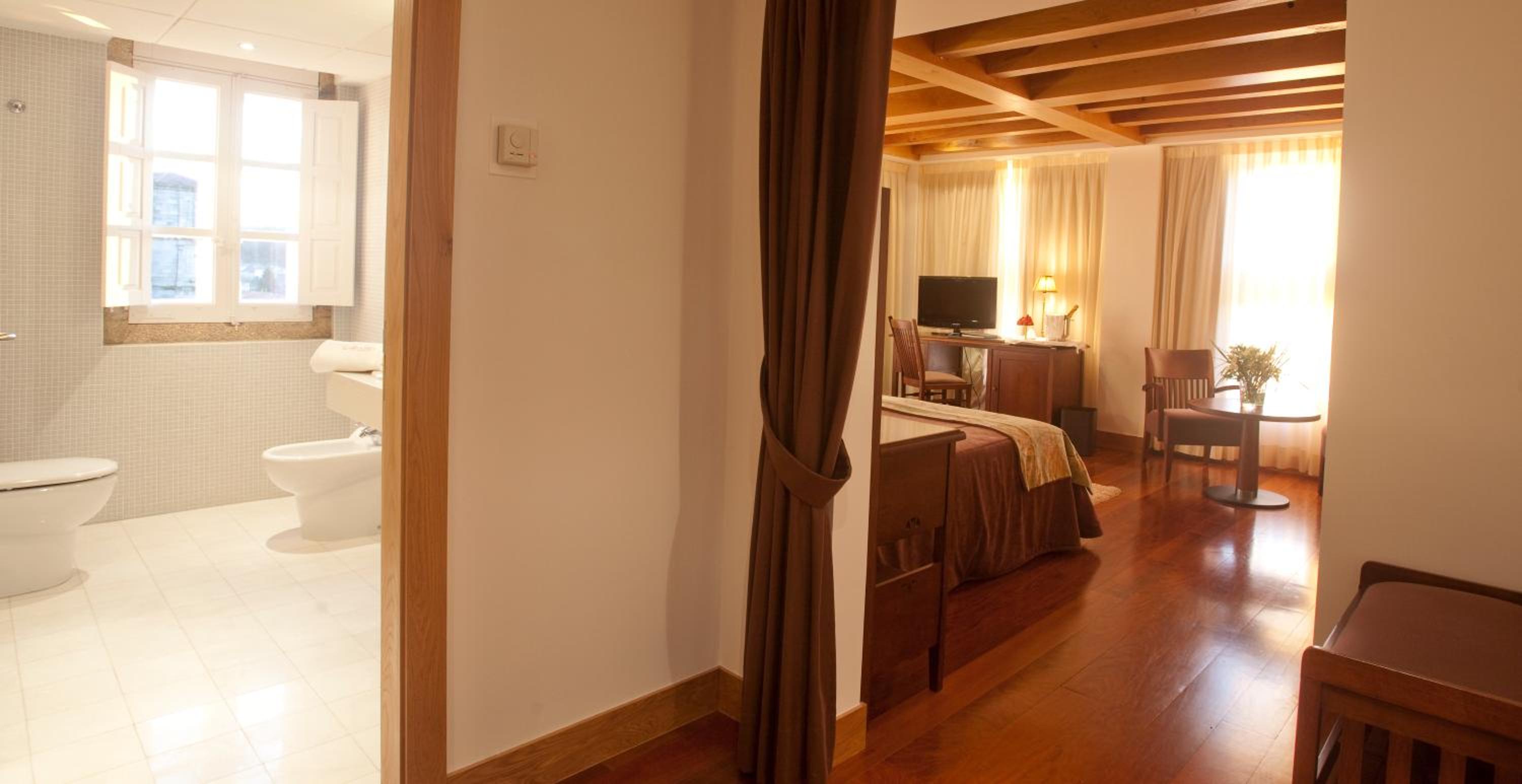Superior Twin Room - Photo 4