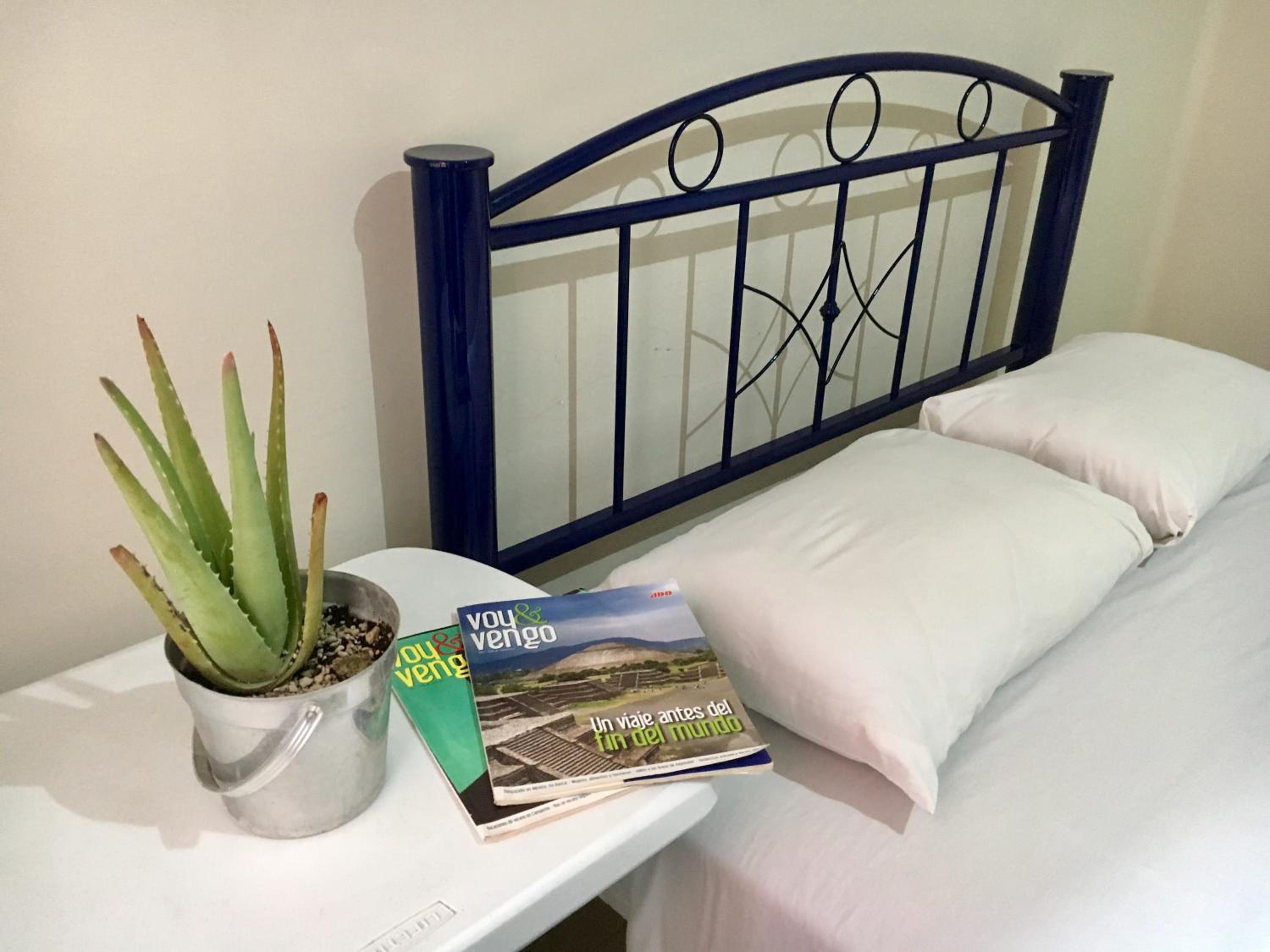 Double Room with Shared Bathroom photo 3
