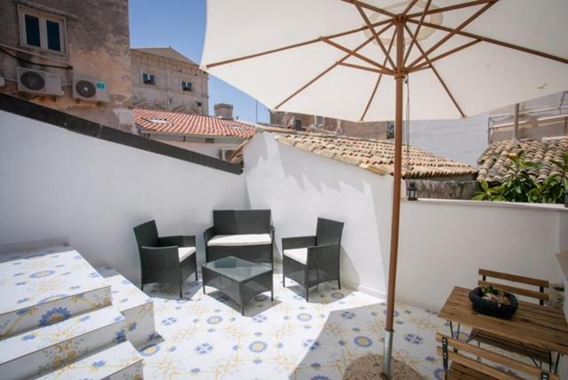 Double Room with Exclusive Terrace - Photo 13