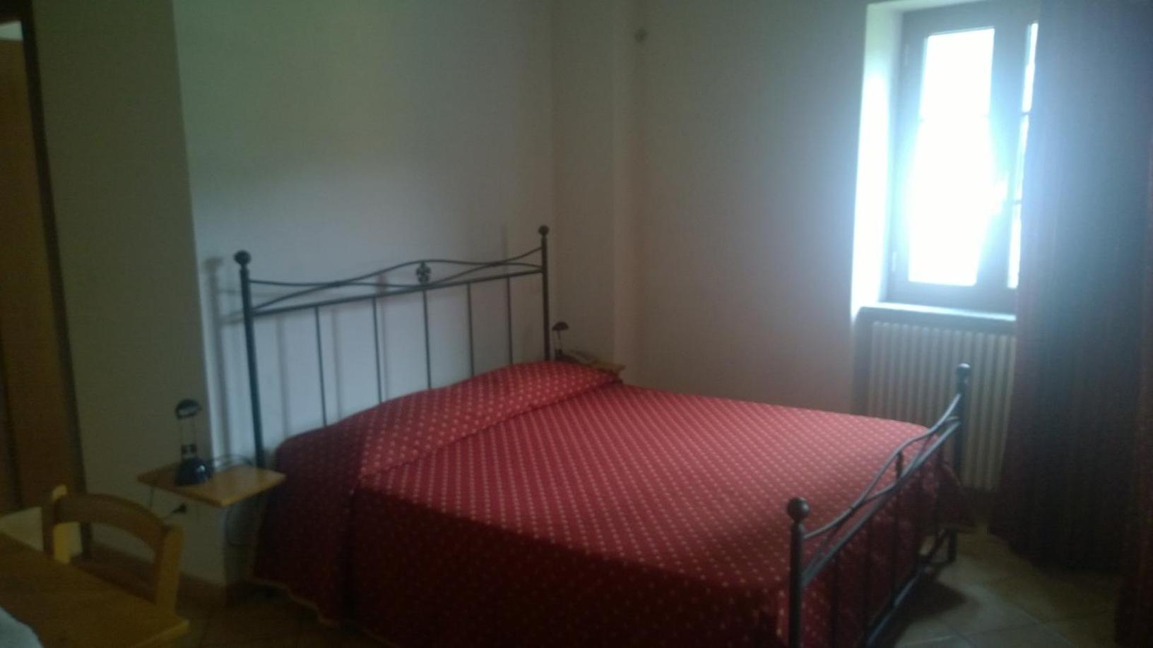 Standard Double Room With Shared Bathroom photo 2