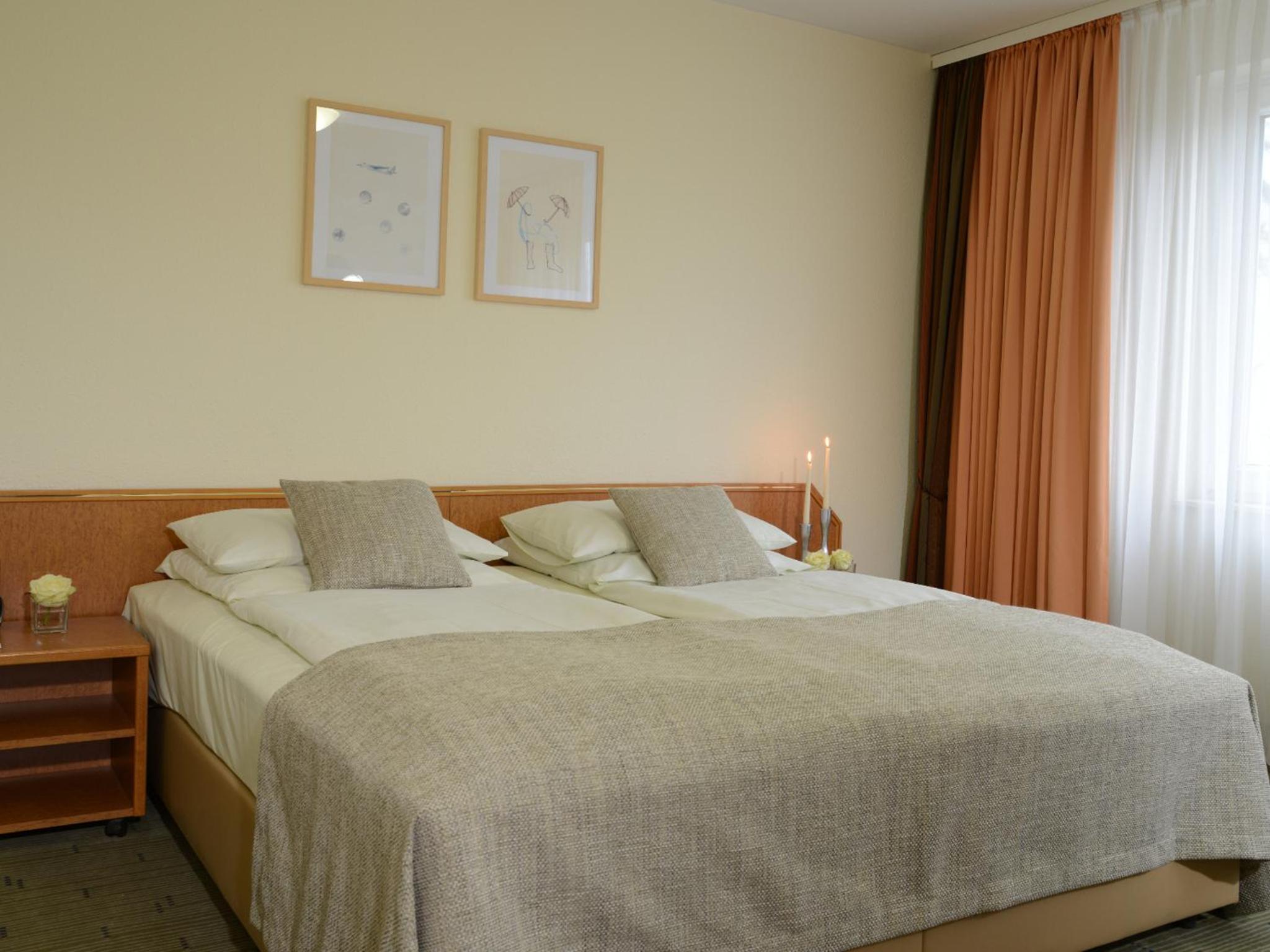 Double Room - Photo 2