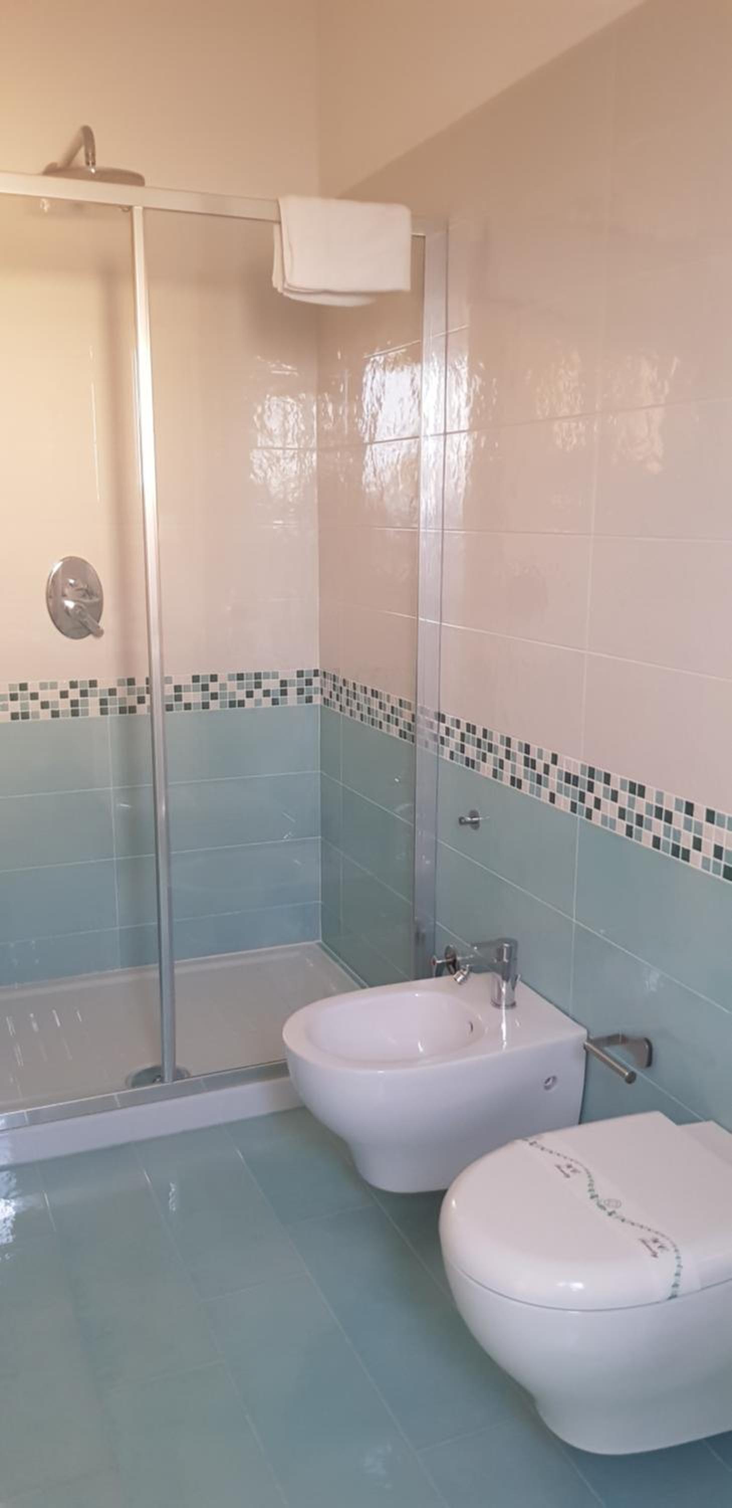 Deluxe Double Room with Balcony and Sea View photo 2