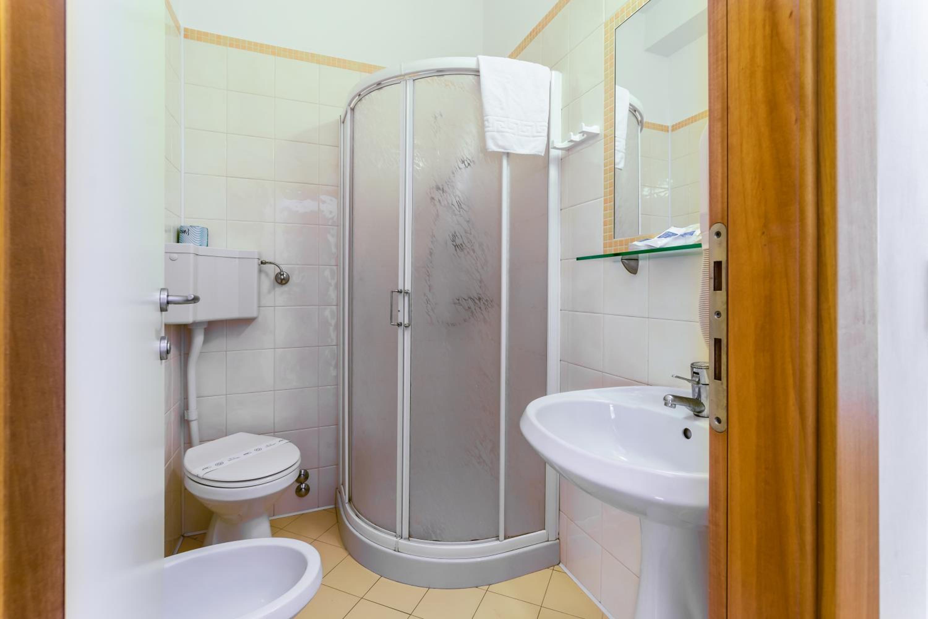 Triple Room - Photo 4