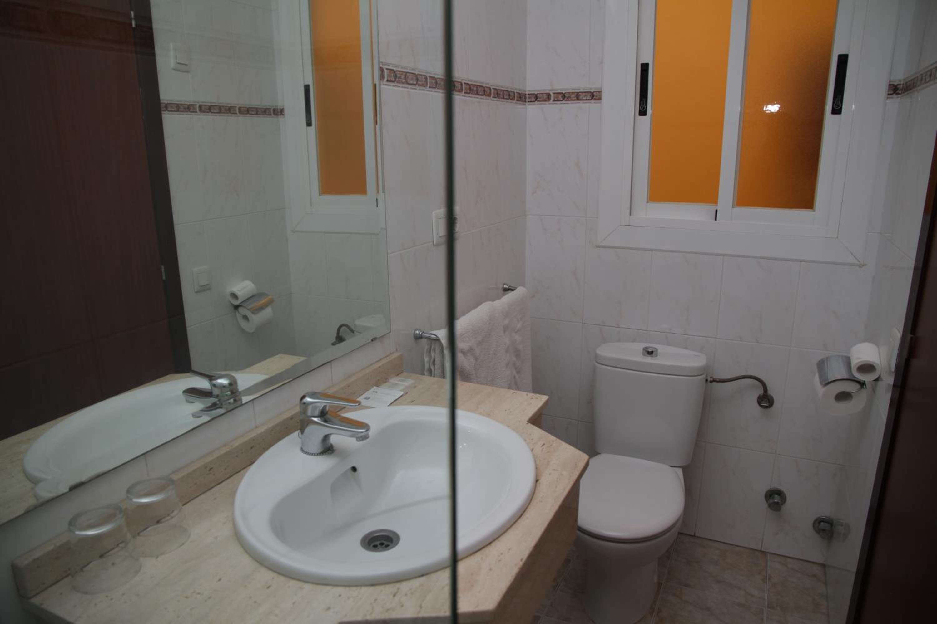 Single Room photo 3