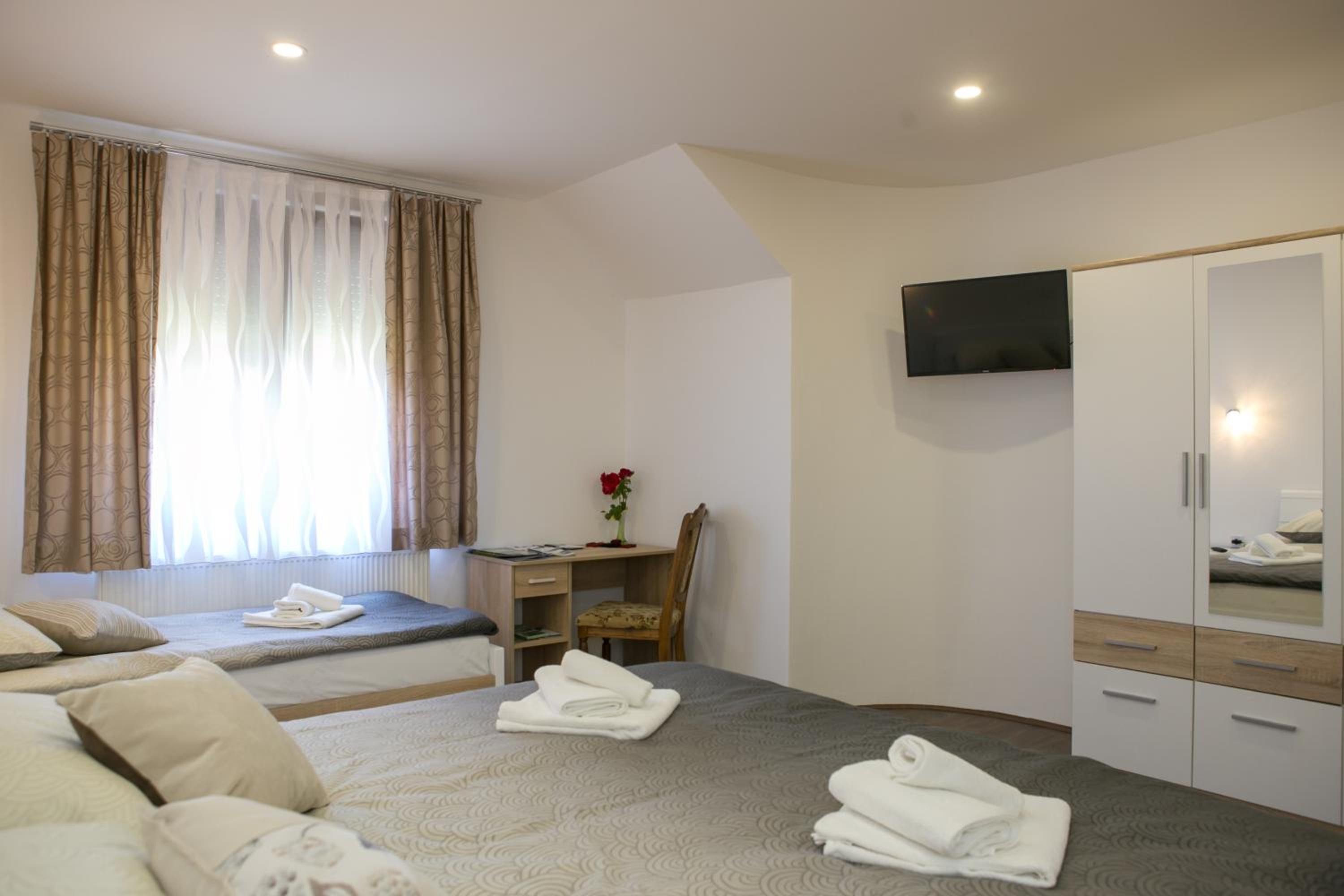 Apartment - Photo 26