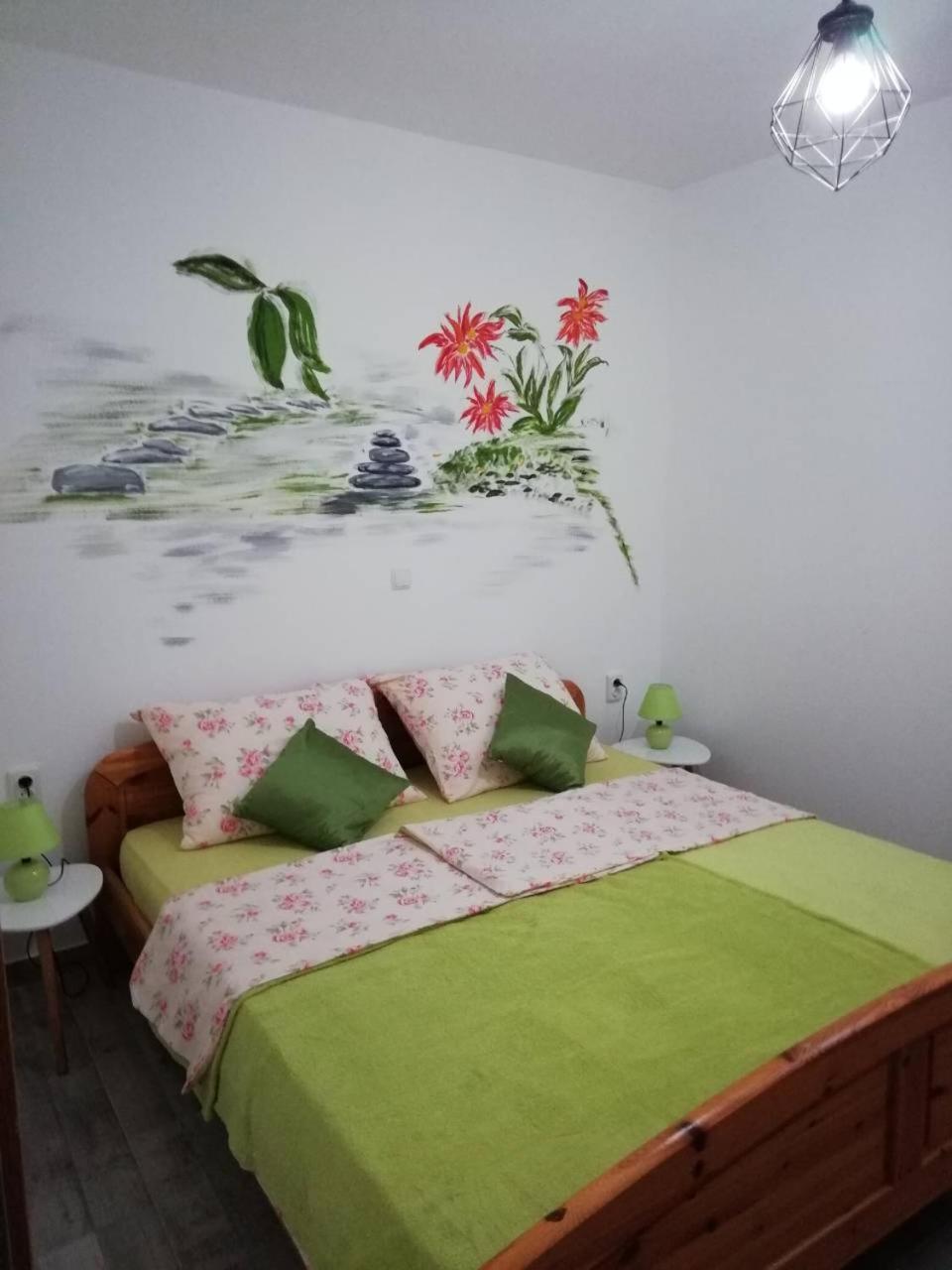 Apartment - Photo 14