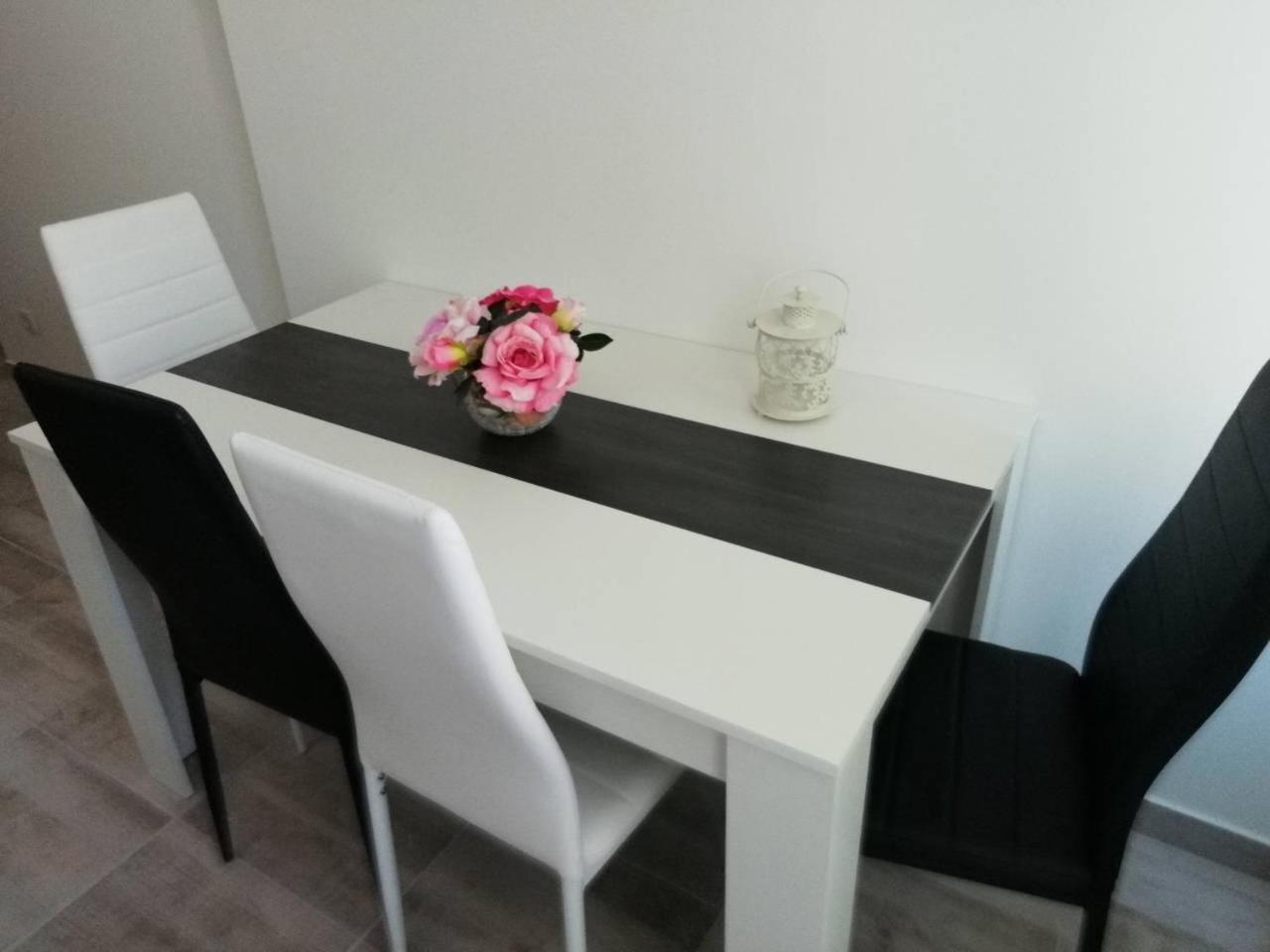 Apartment - Photo 16