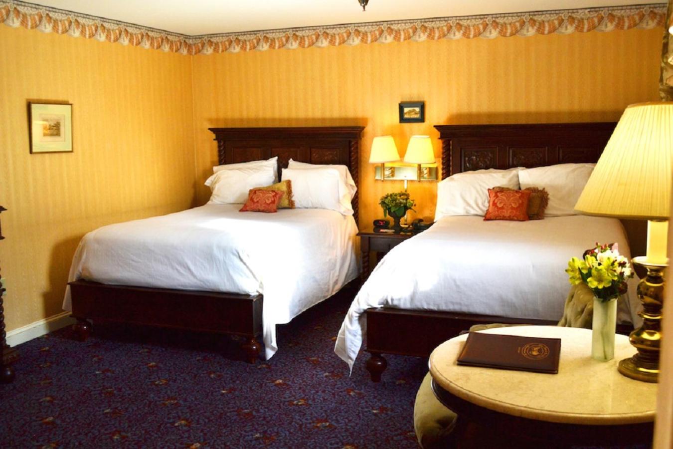 Double Room with Two Double Beds photo 3