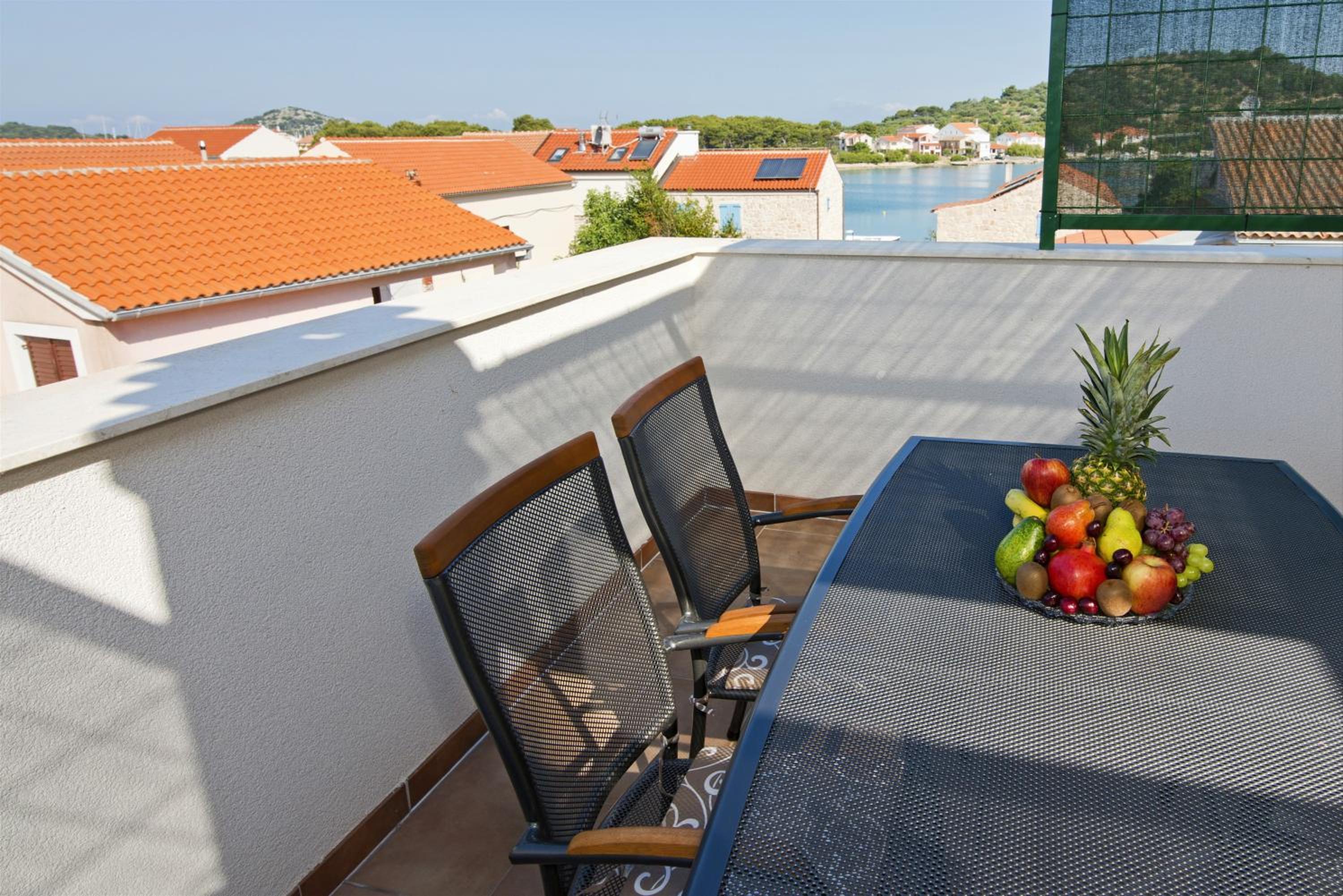 Apartment with Sea View photo 3