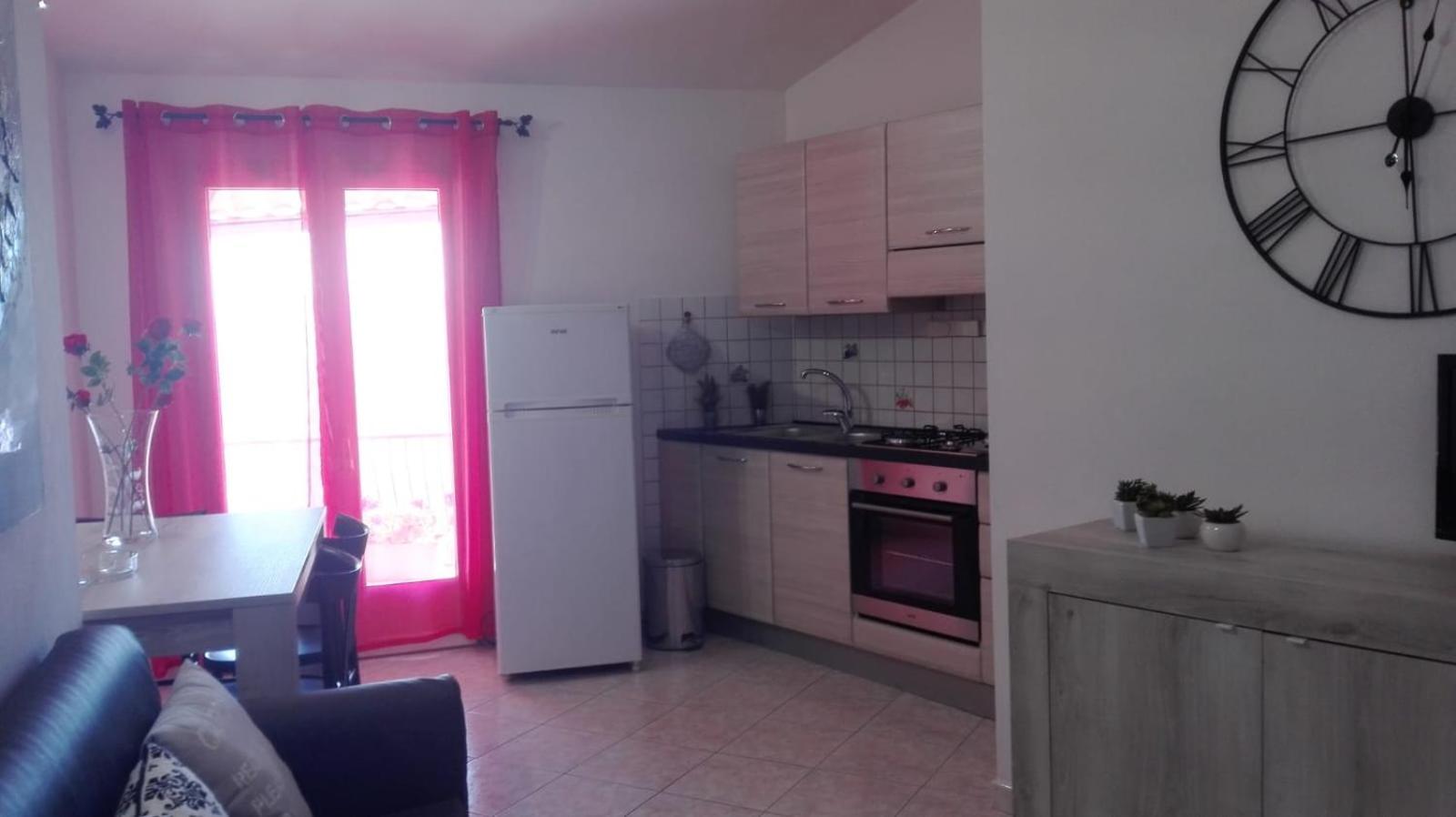 One-Bedroom House photo 2