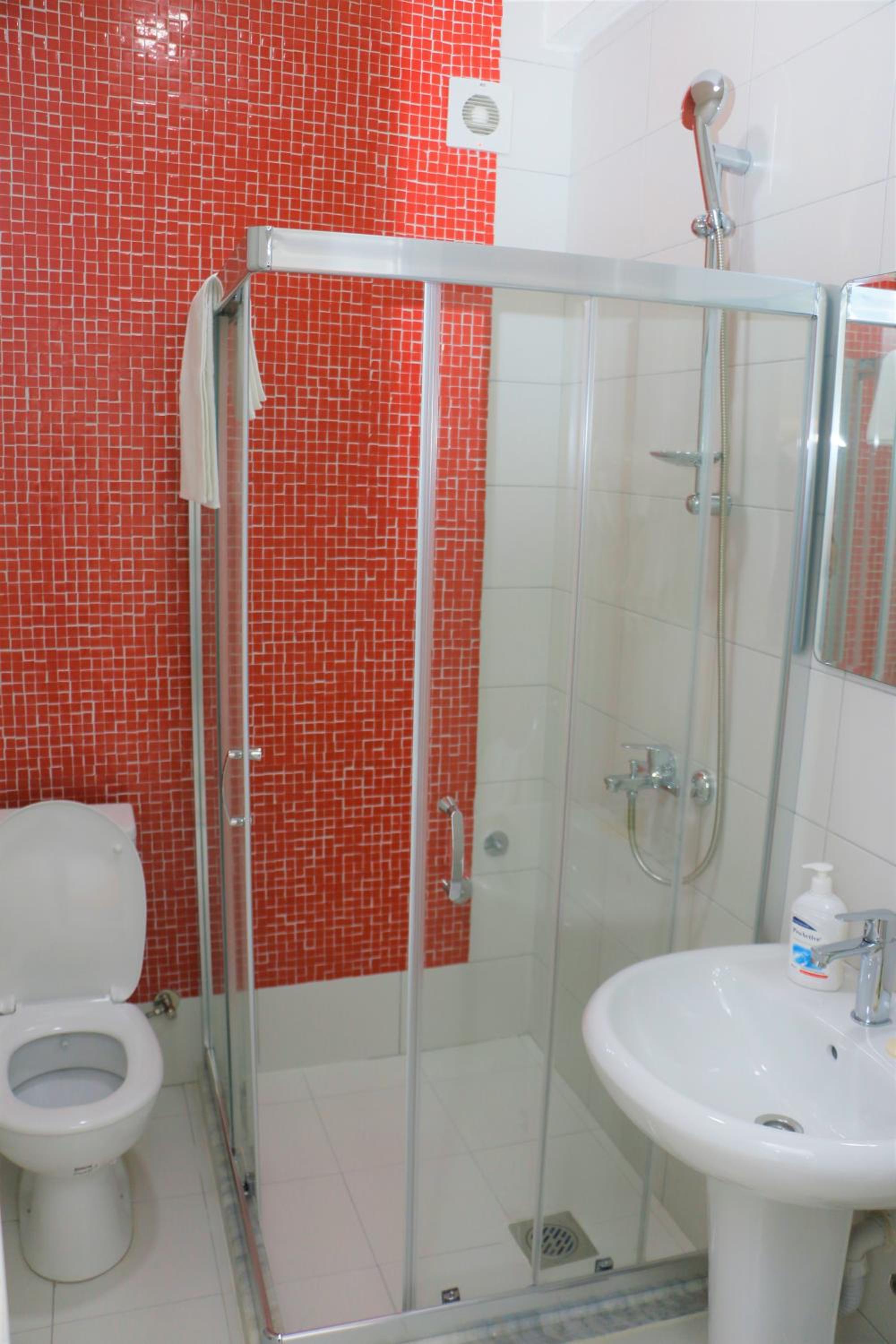 Deluxe King Room photo 2