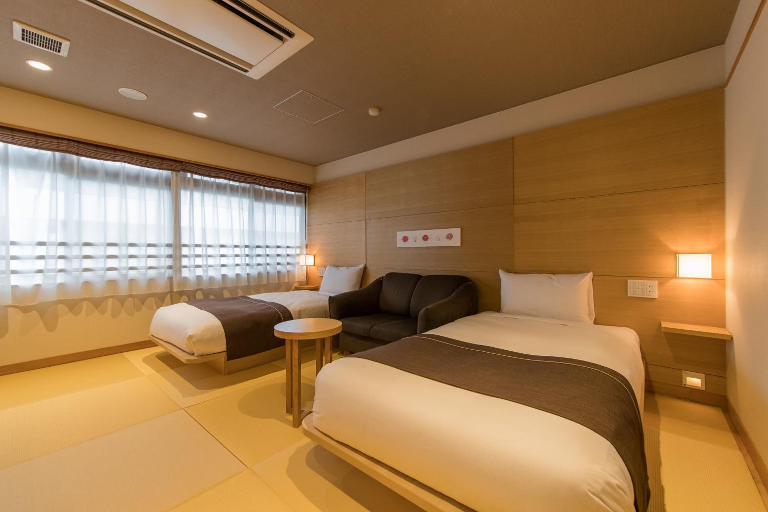 Twin Room（Non-Smoking） thumbnail 5
