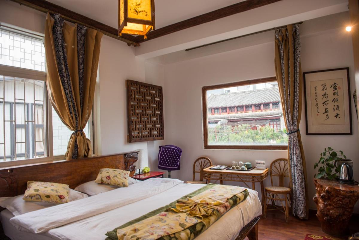 King Room with Mountain View photo 1