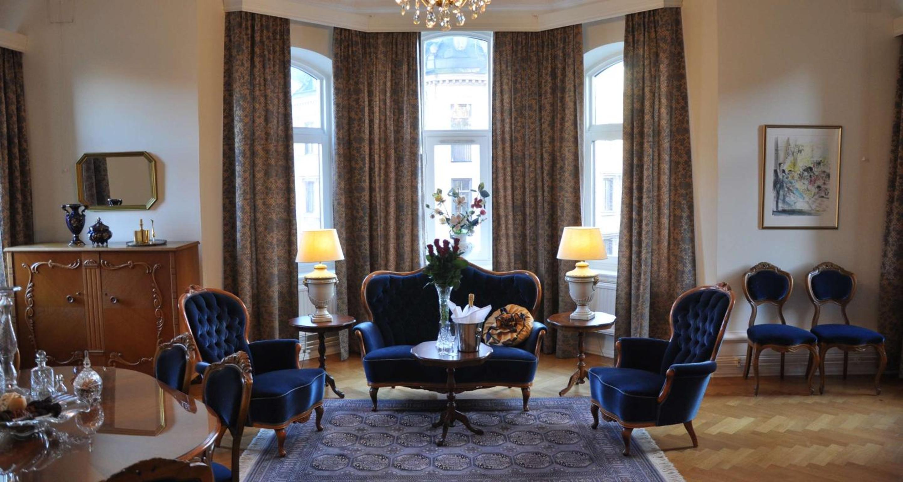King Suite - Photo 24