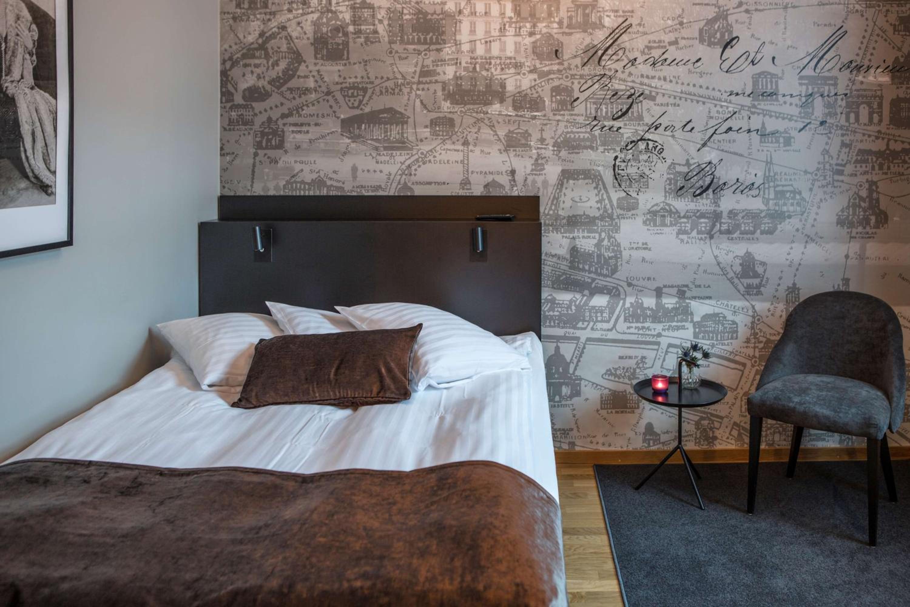 Business Single Room - Photo 1