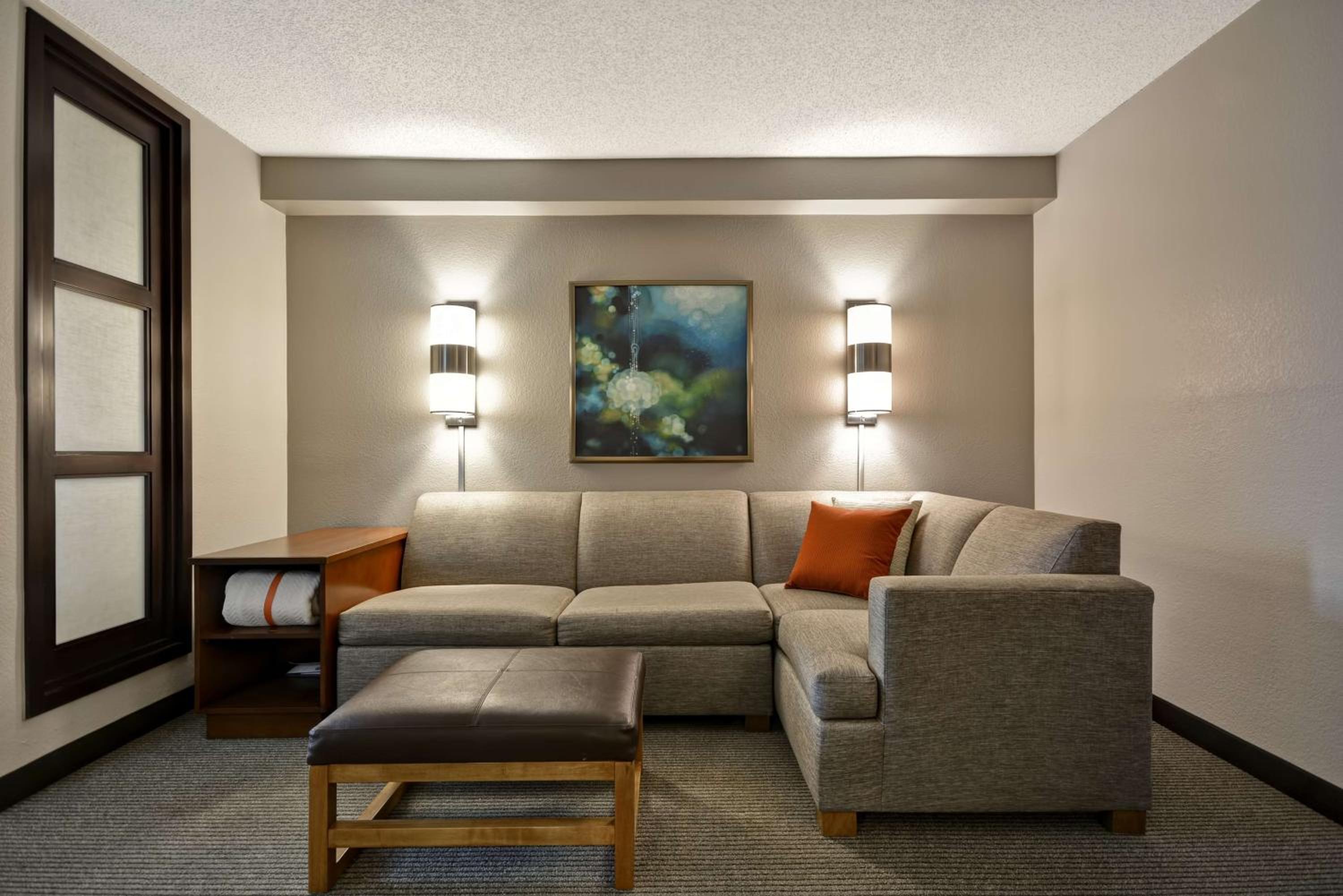 King Room with Sofa Bed - High Floor