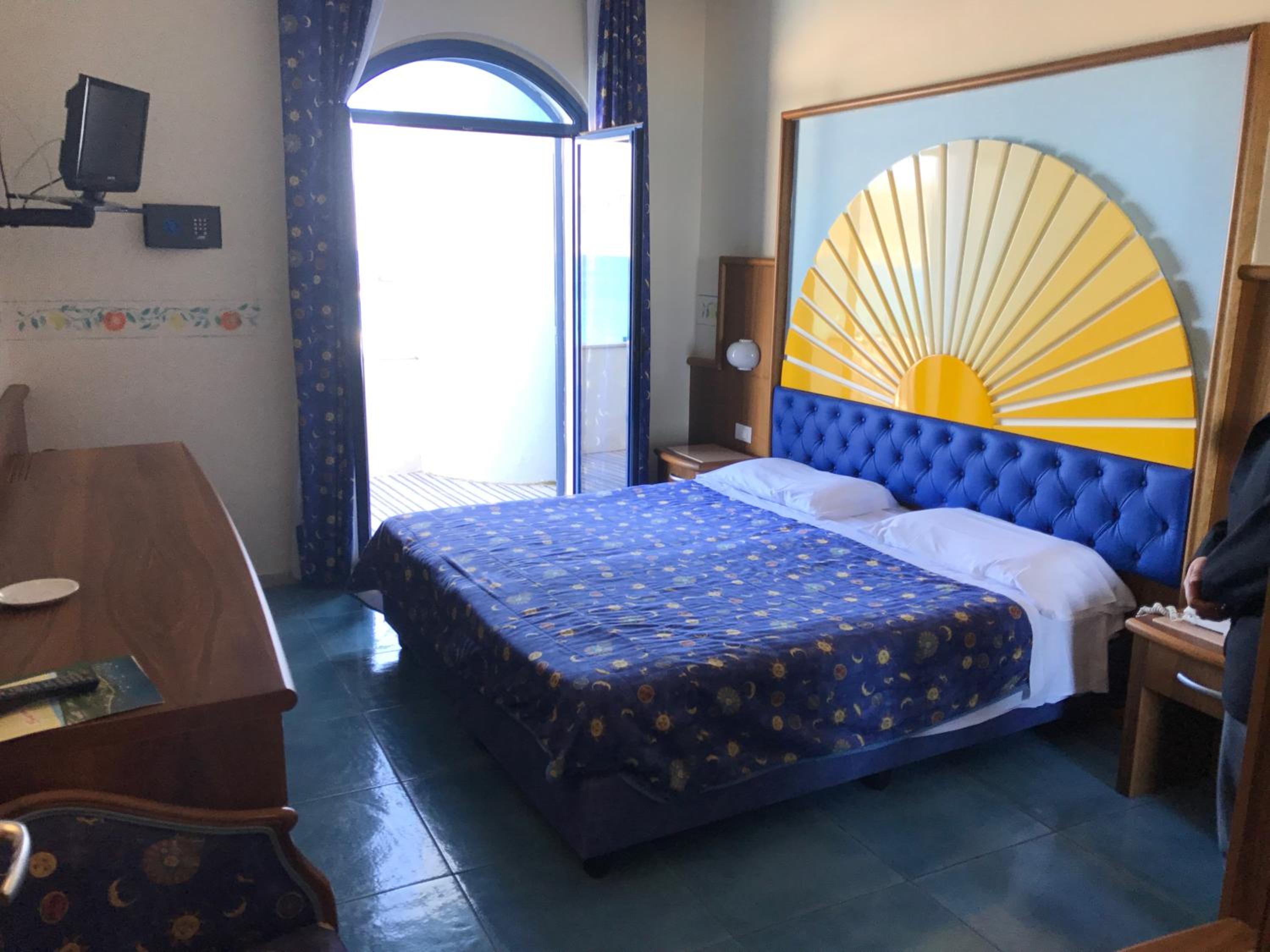 Double Room - Photo 4