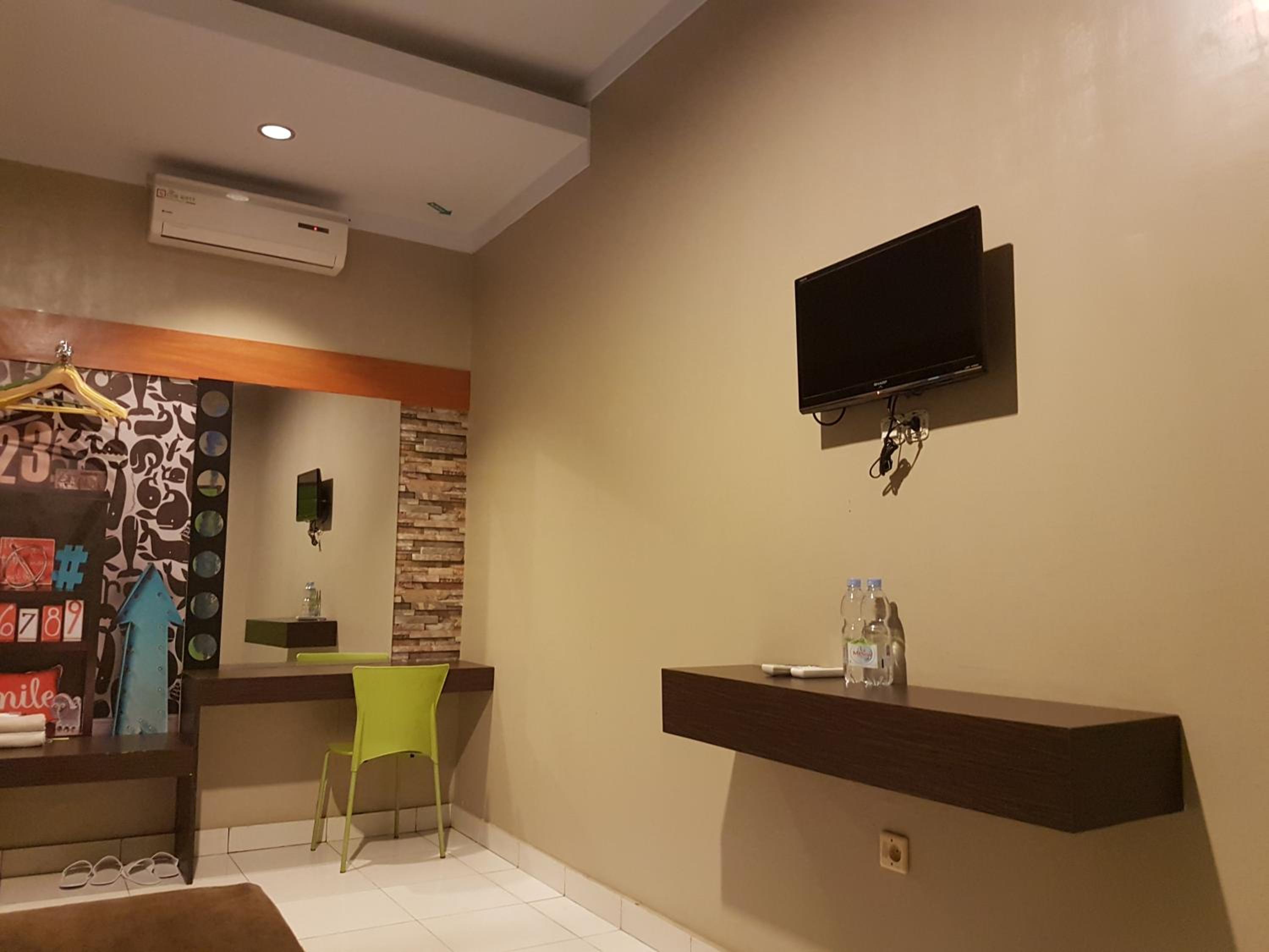 Double or Twin Room - Photo 2