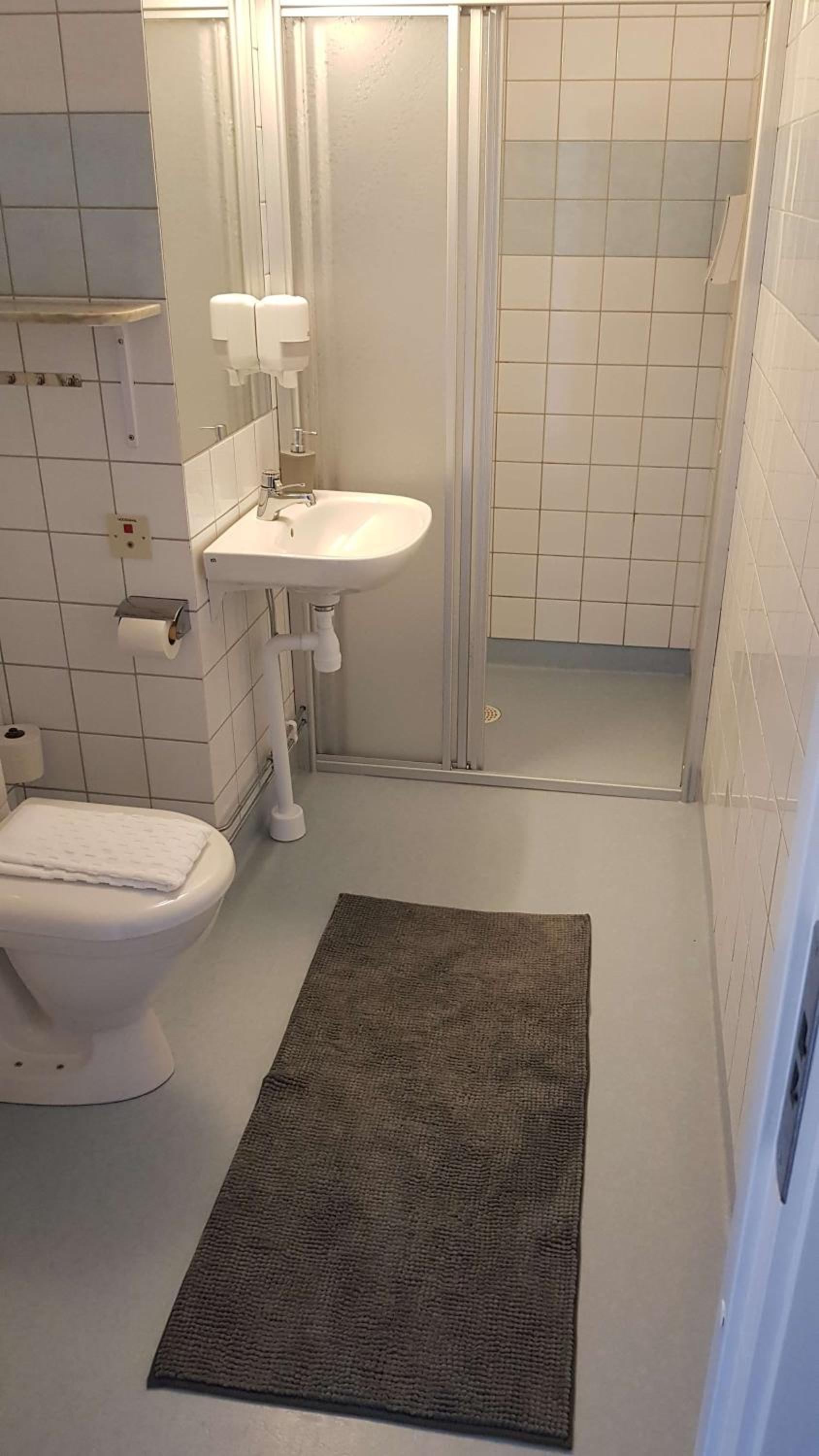 Double Room - Photo 3