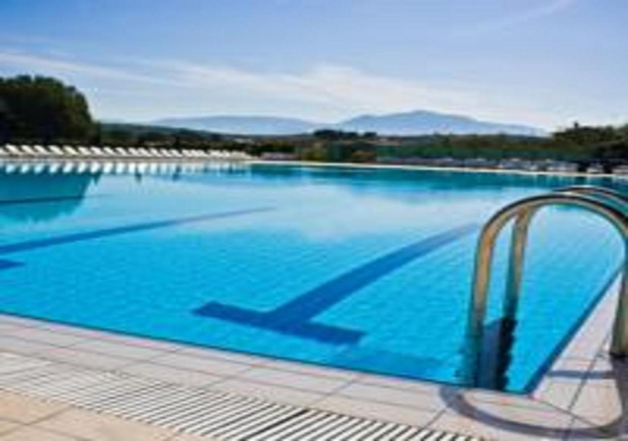 Deluxe Double Room with Outdoor Pool Access photo 3