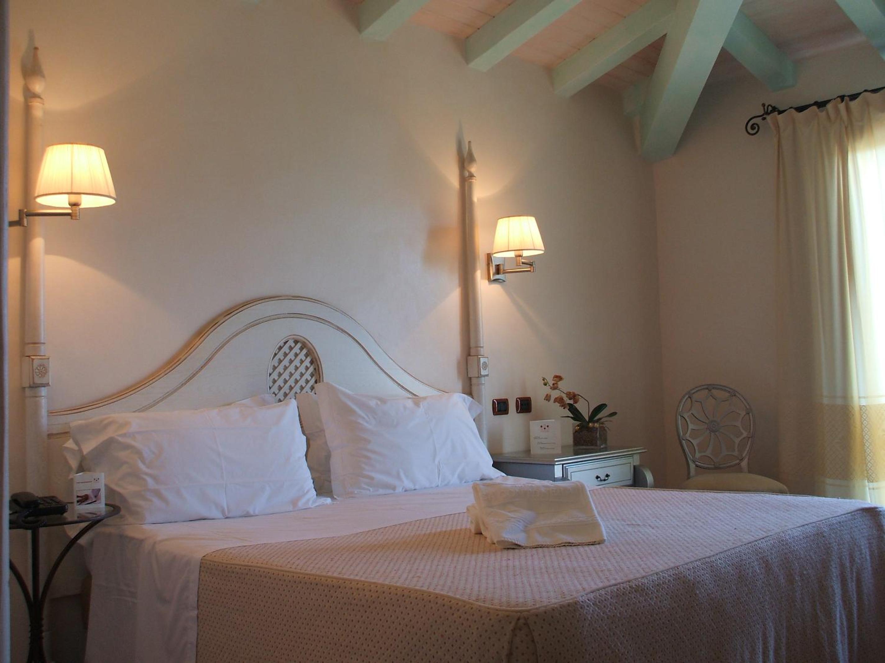 Deluxe Double Room - Photo 3