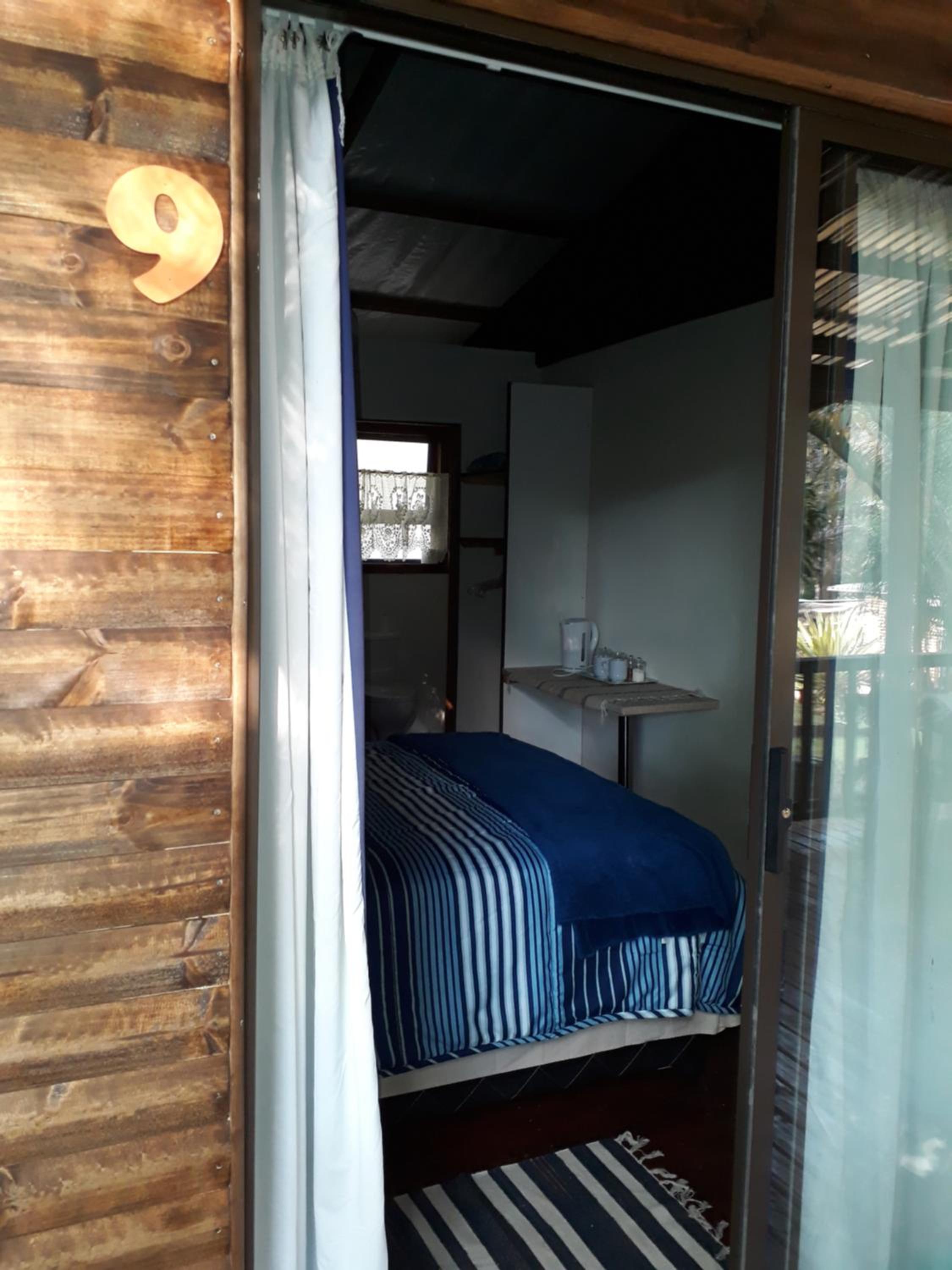 Family Room with Private Bathroom photo 3