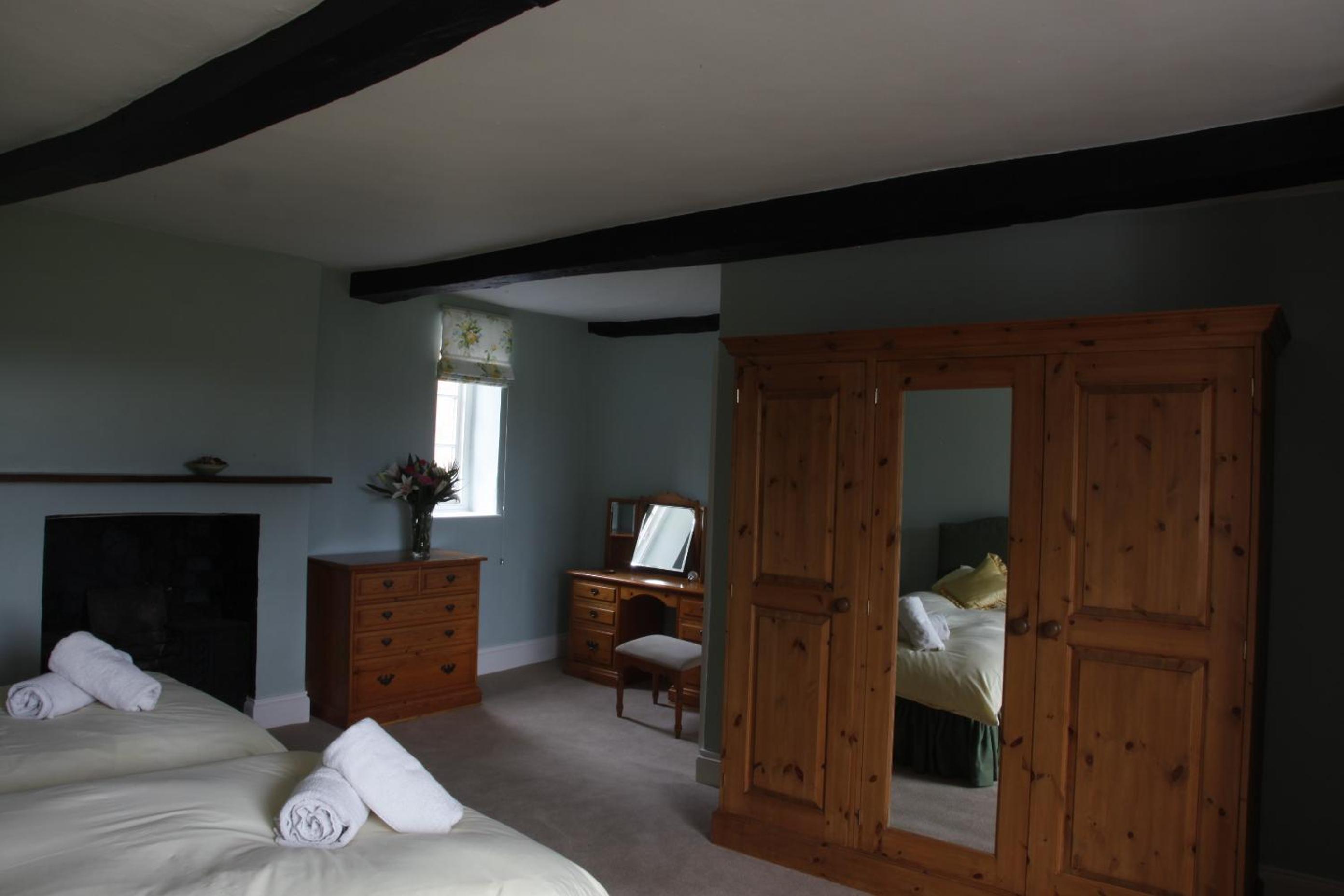 Twin or Double Room photo 3