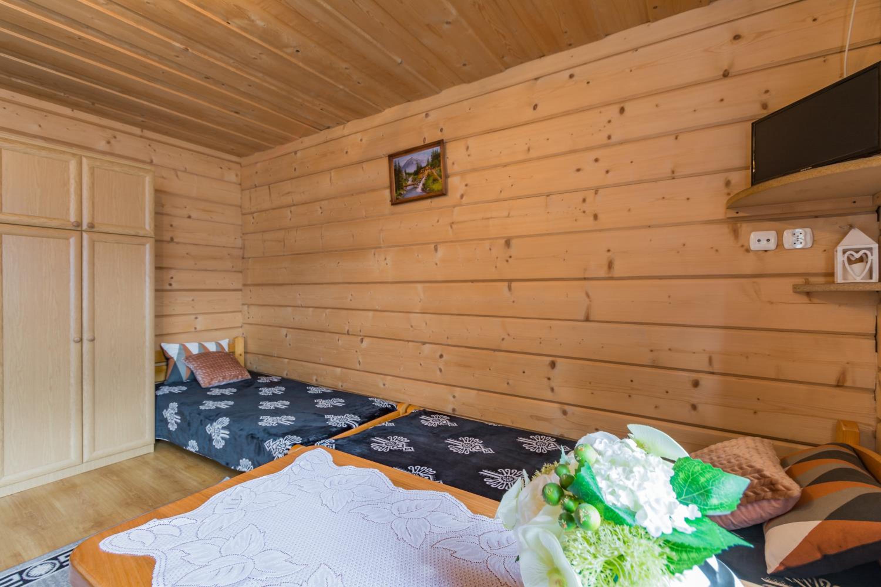 Family Room - Photo 4