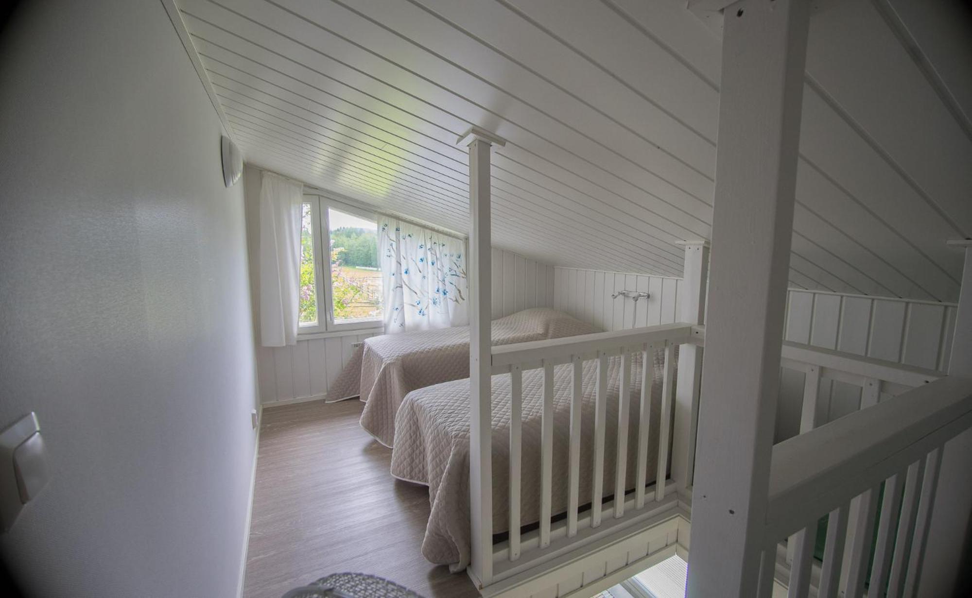 Loft - Photo 2