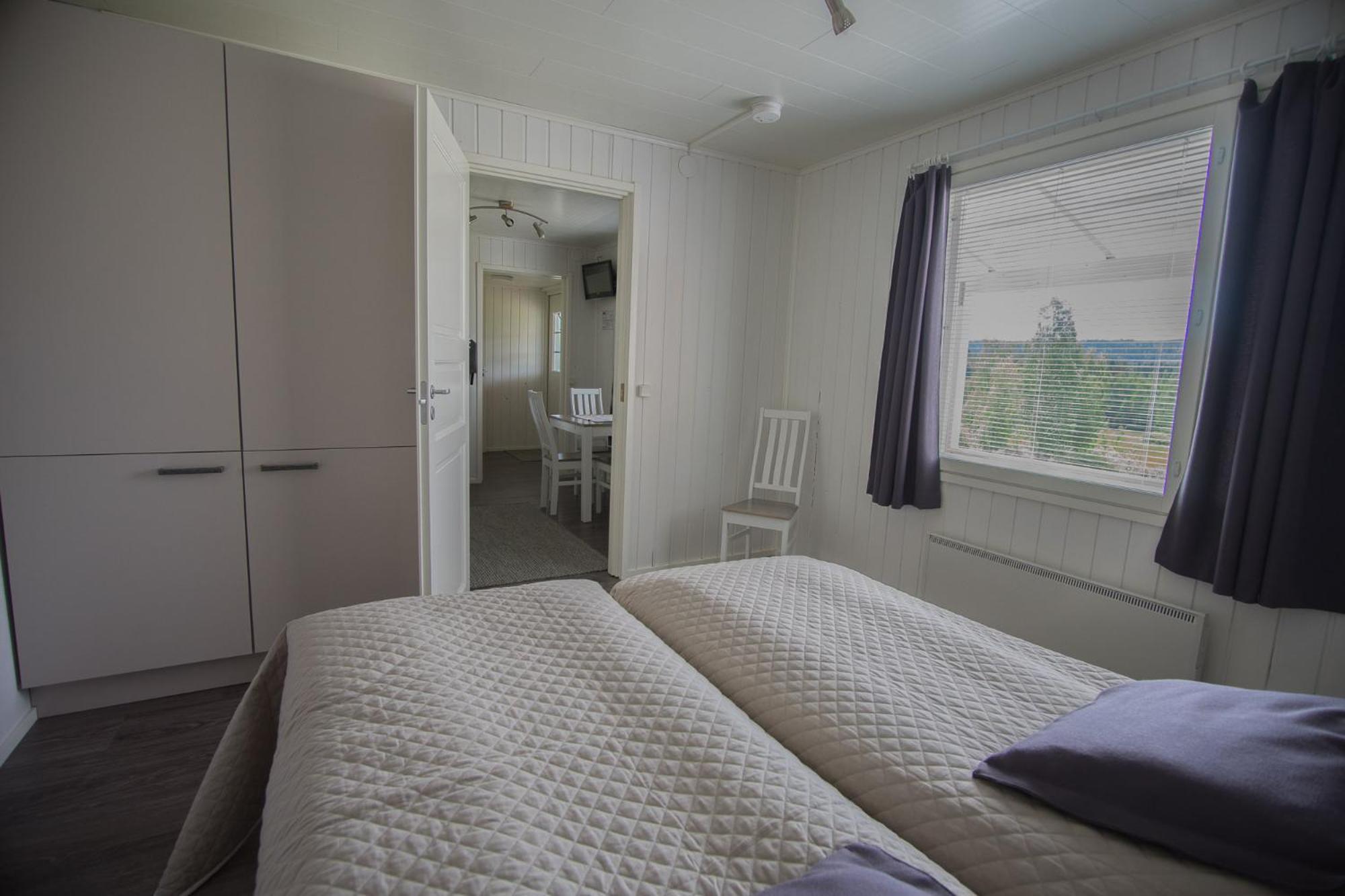 One-Bedroom Apartment - Photo 4
