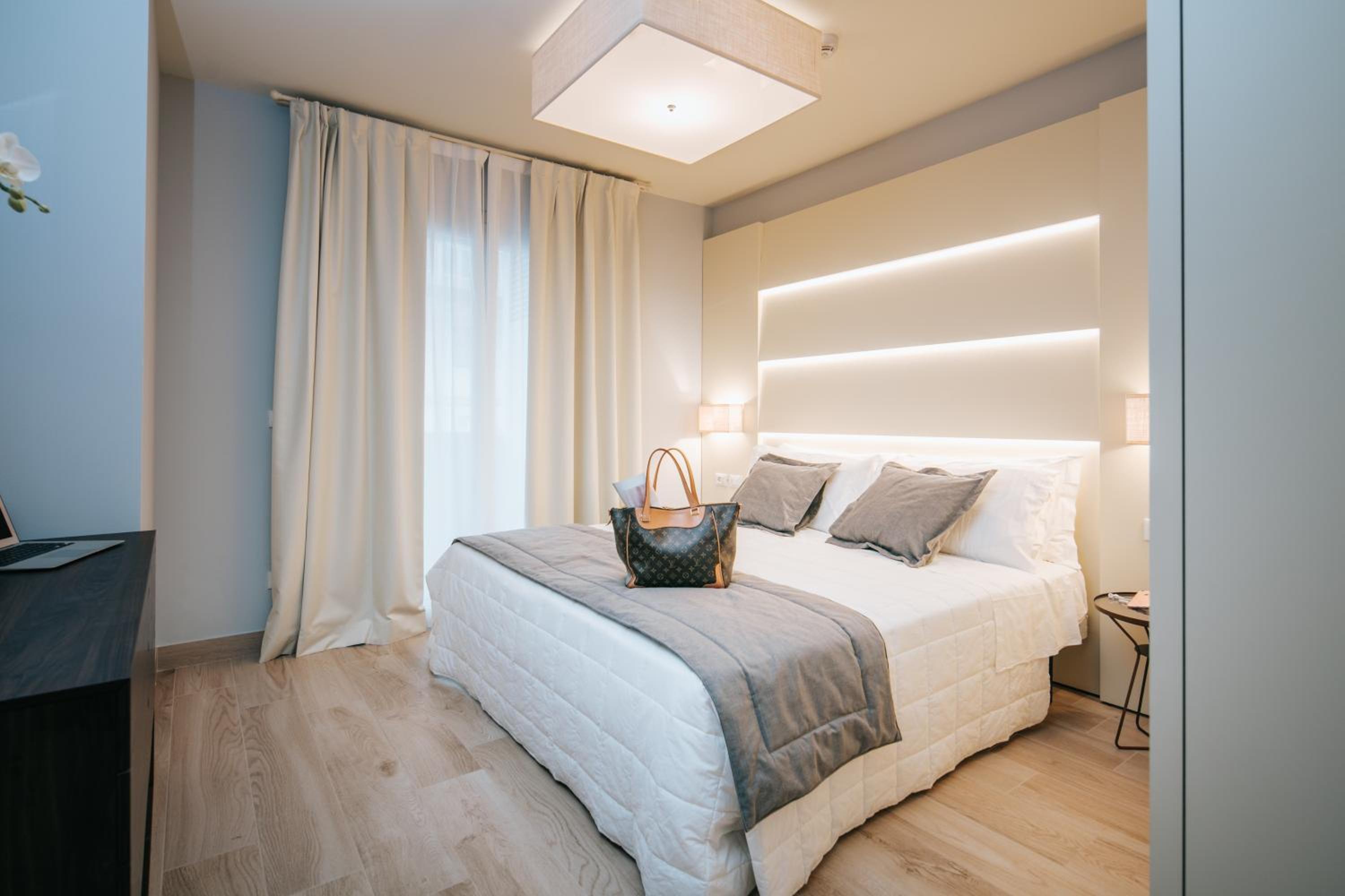 Apartment with Balcony - Photo 1